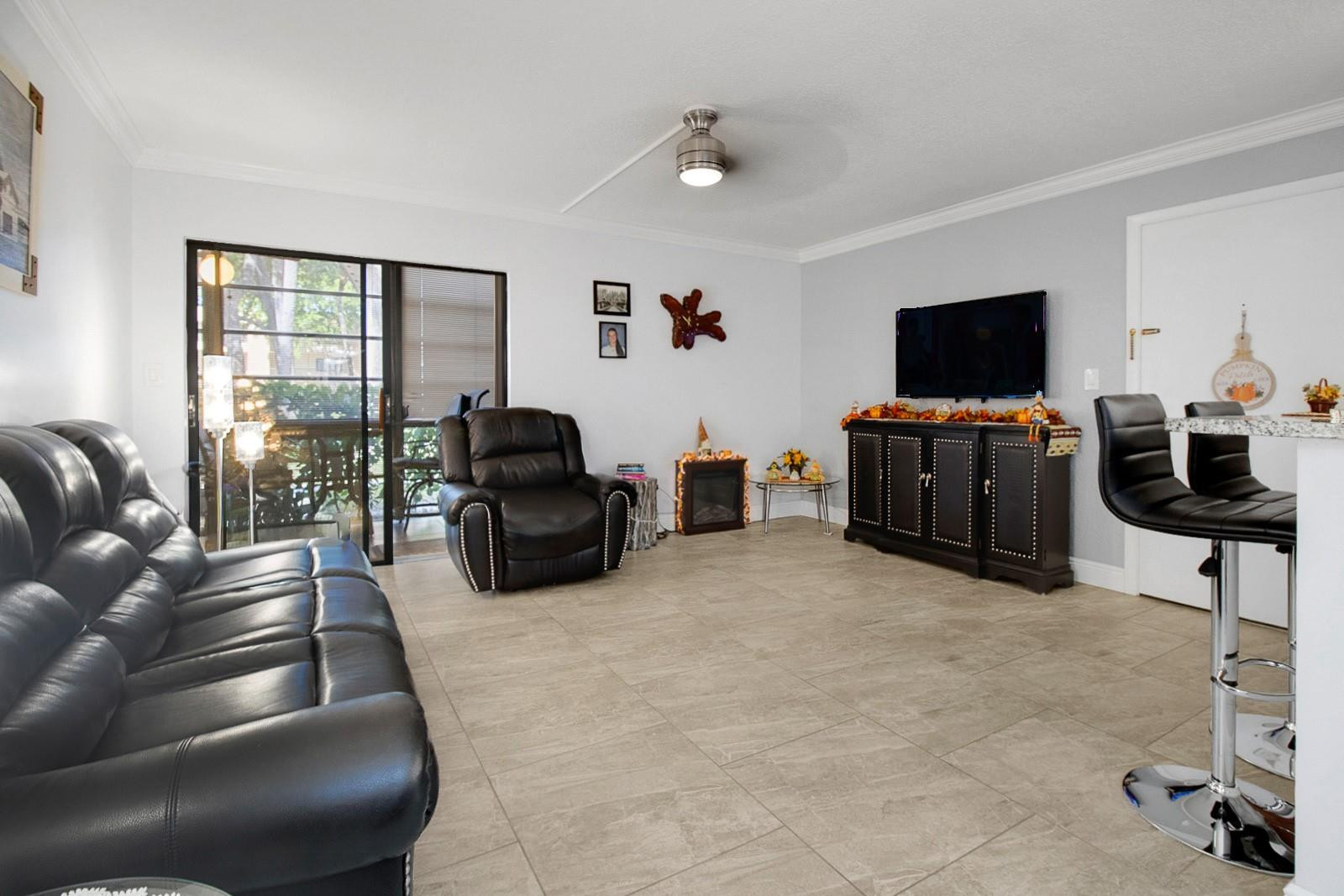 7194 Ashmont Circle 112 Property Photo 12