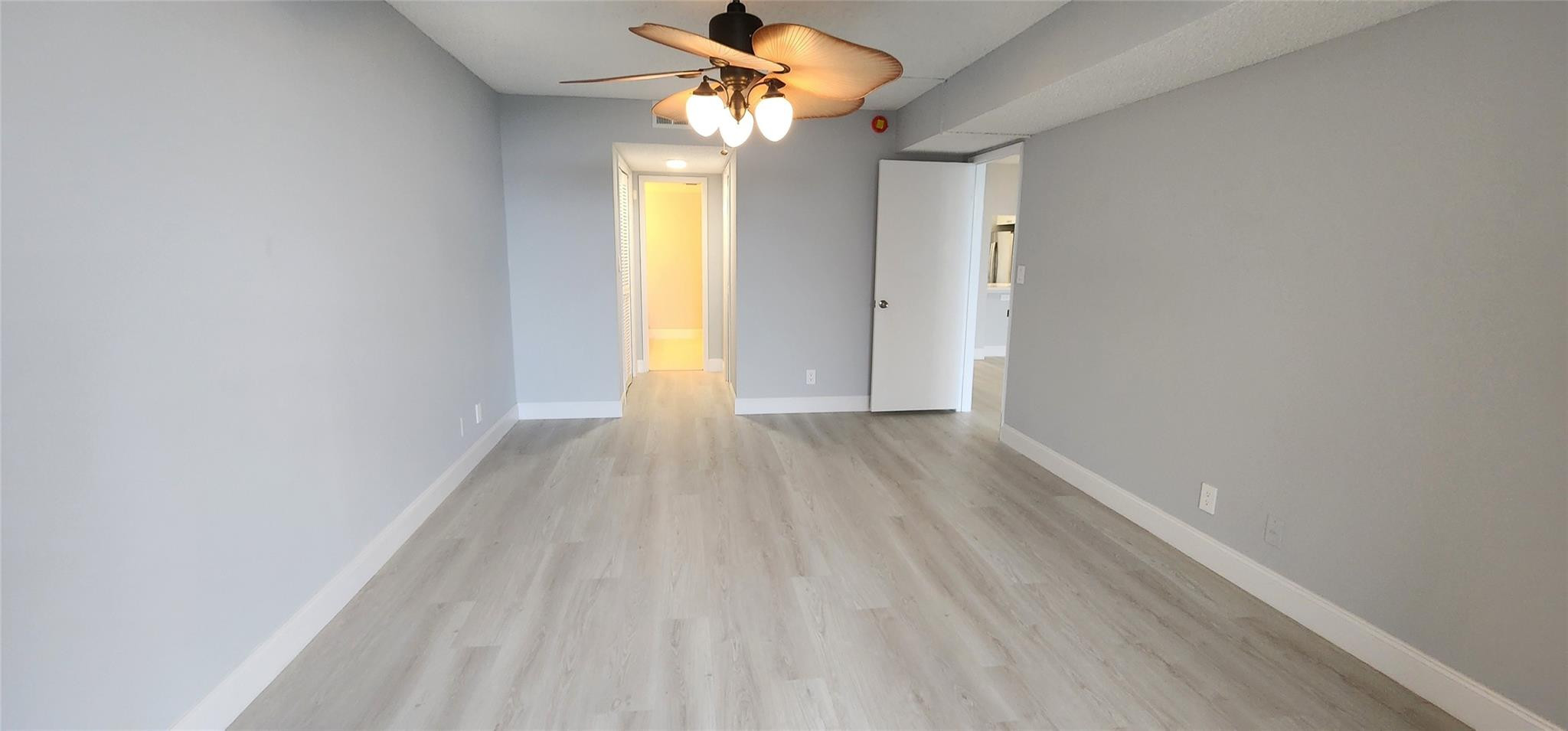 3503 Oaks Way 513 Property Photo 21