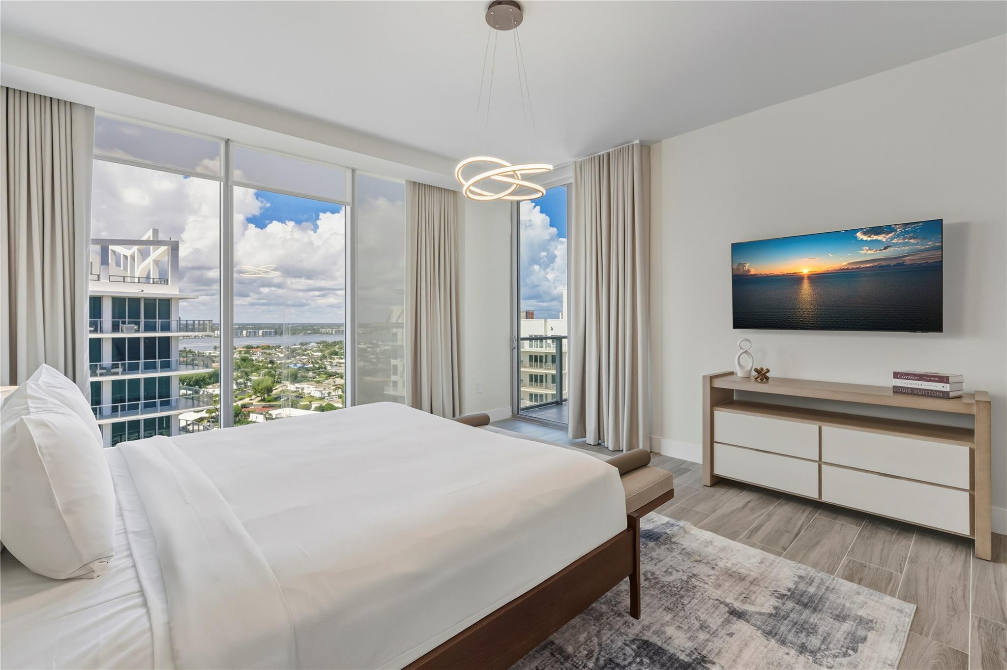 3100 N Ocean Drive Hph6 Property Photo 2