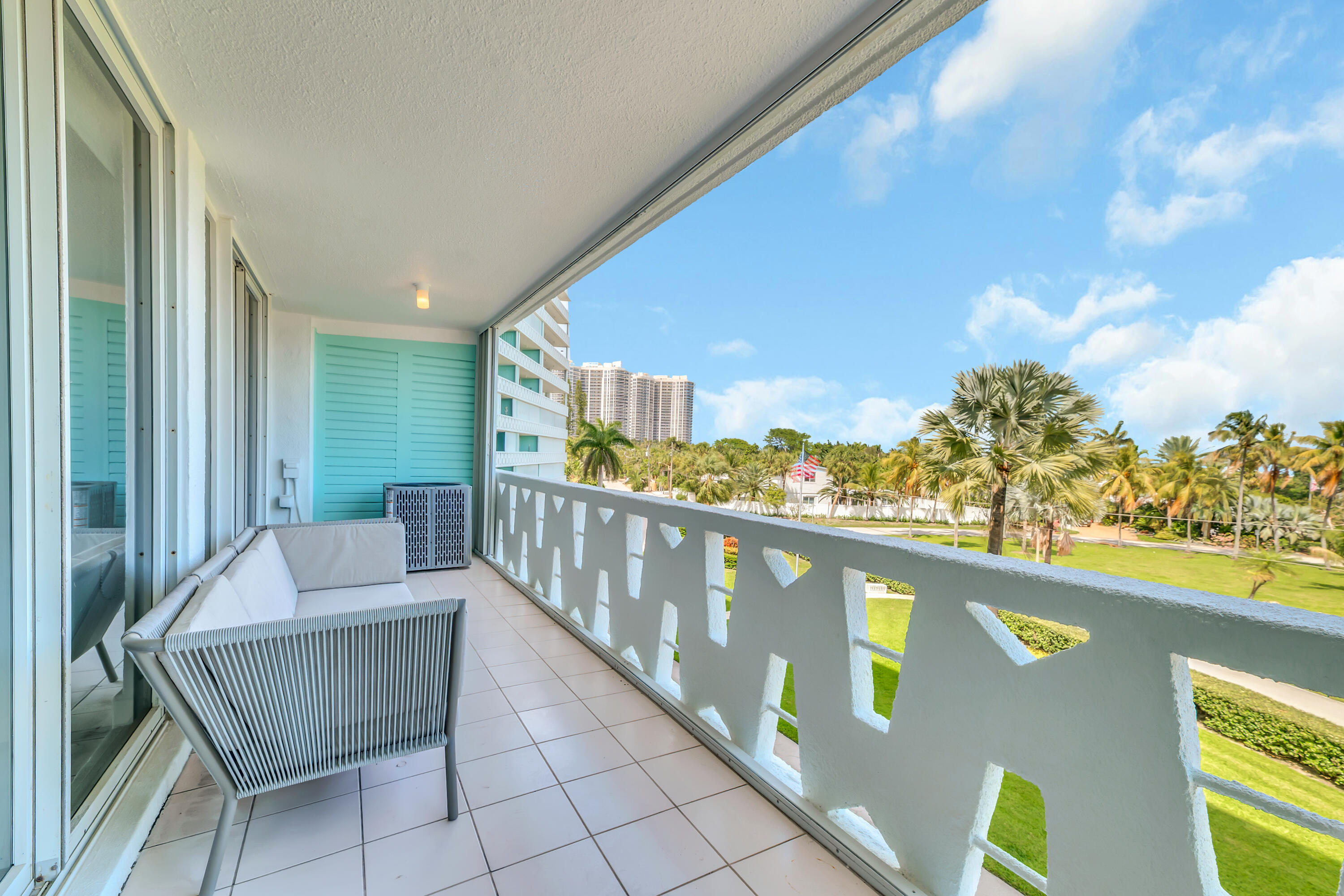 2840 N Ocean Boulevard 308 Property Photo 12
