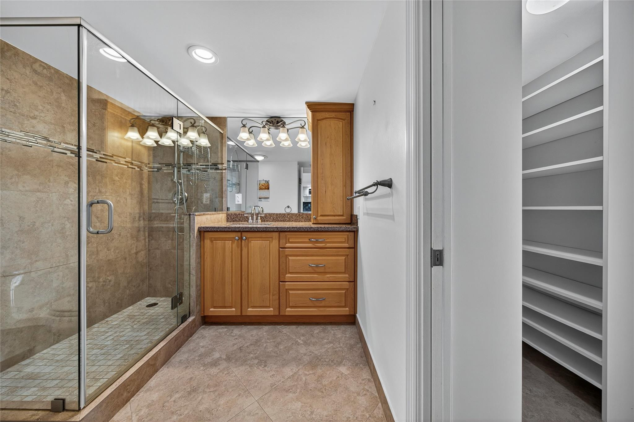 2100 S Ocean Drive 11-l Property Photo 16