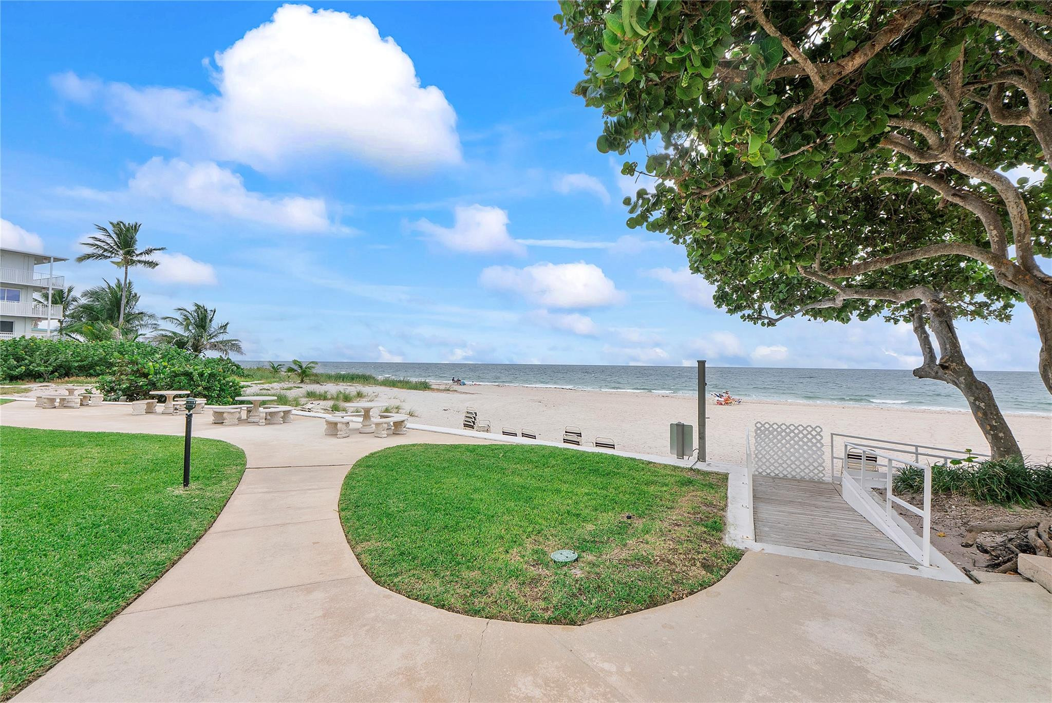 1500 S Ocean Boulevard 603 Property Photo 35