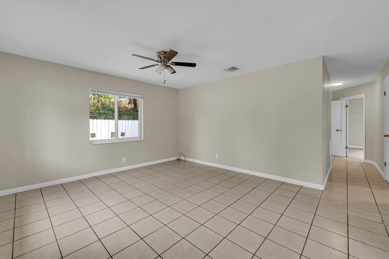 728 20th Street Property Photo 1