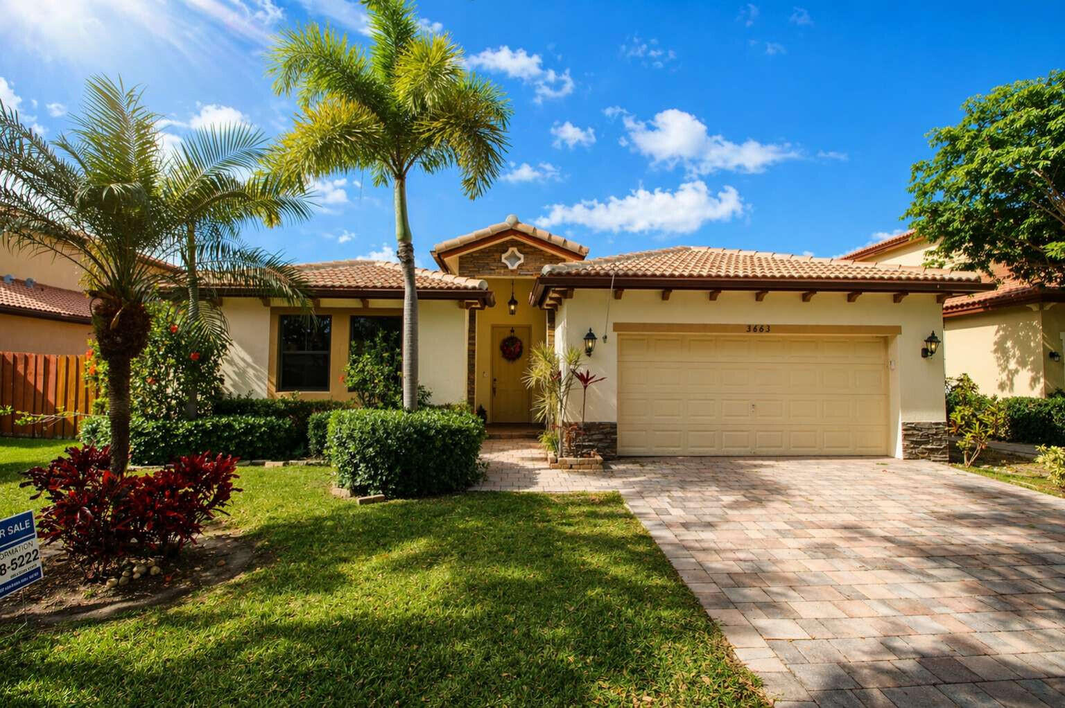 3663 SE 2nd Drive