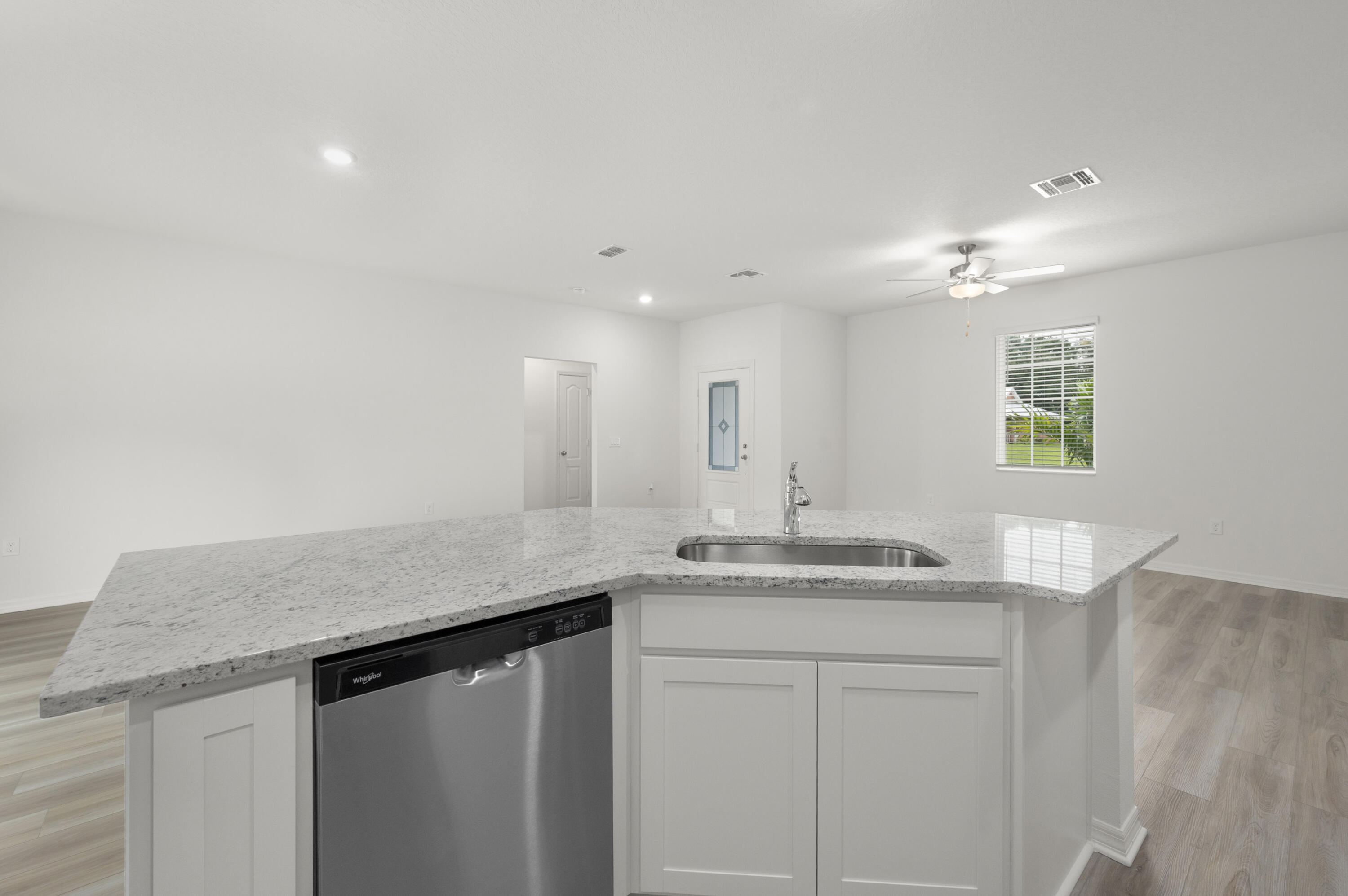 1431 Sw Becker Road Property Photo 16