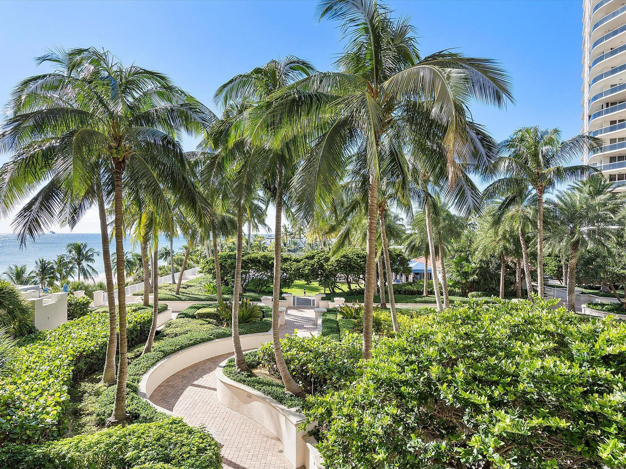 3200 N Ocean Boulevard 504 Property Photo 11