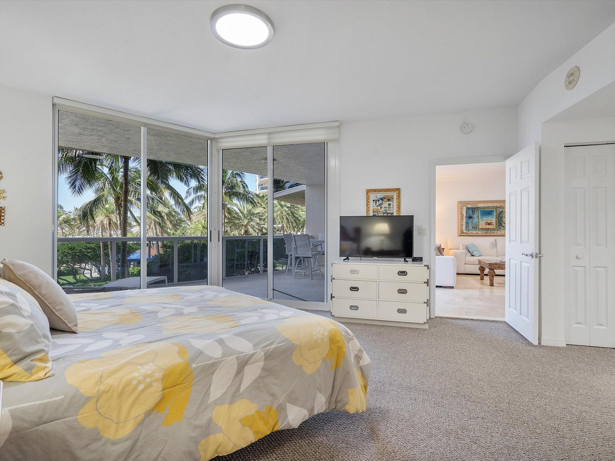 3200 N Ocean Boulevard 504 Property Photo 16