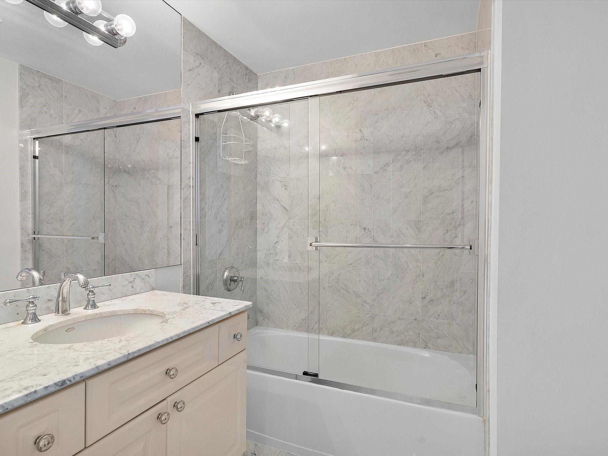3200 N Ocean Boulevard 504 Property Photo 22