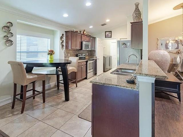 9446 Windrift Circle Property Photo 3