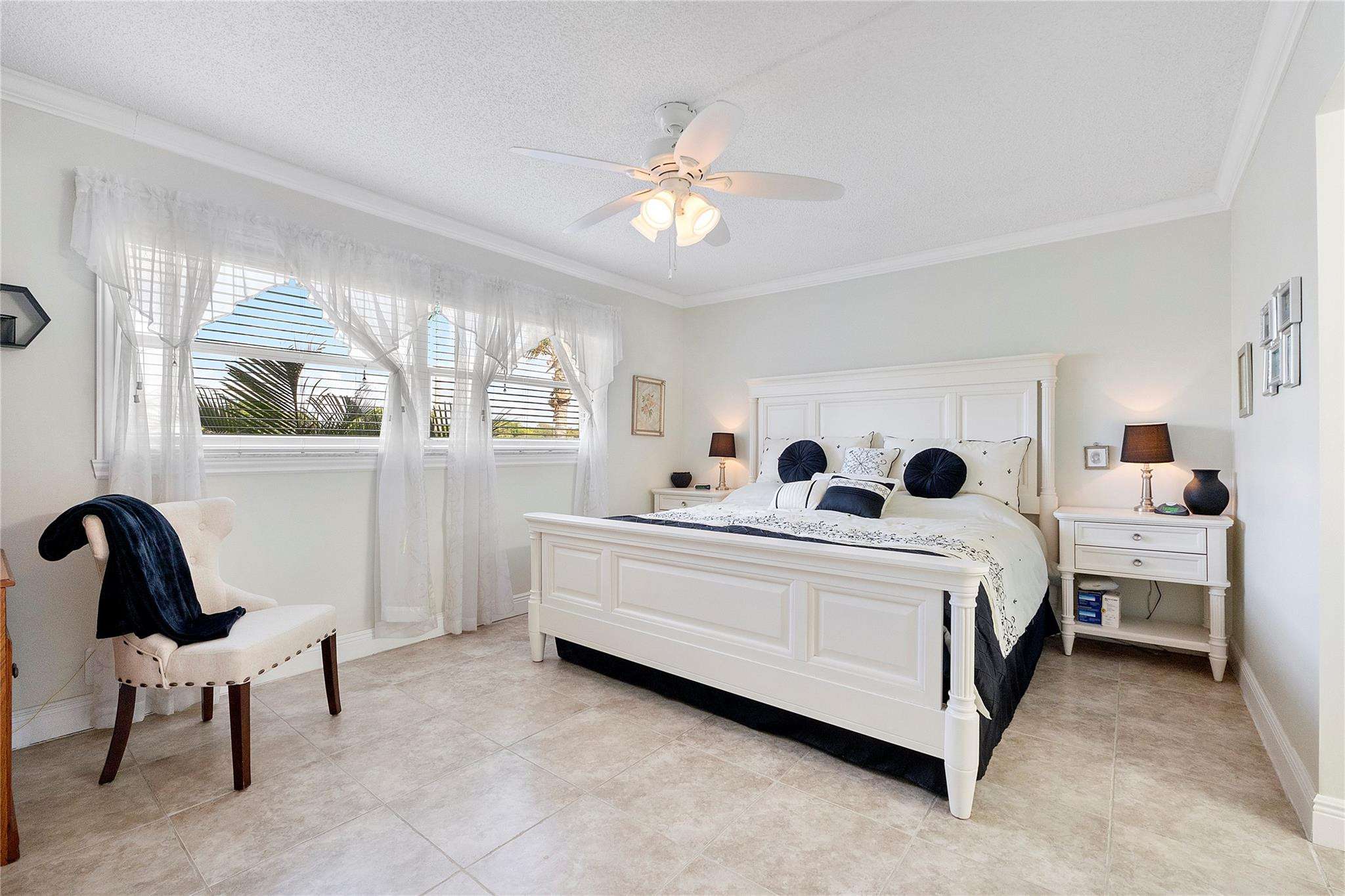 7807 Golf Circle Drive 211 Property Photo 13