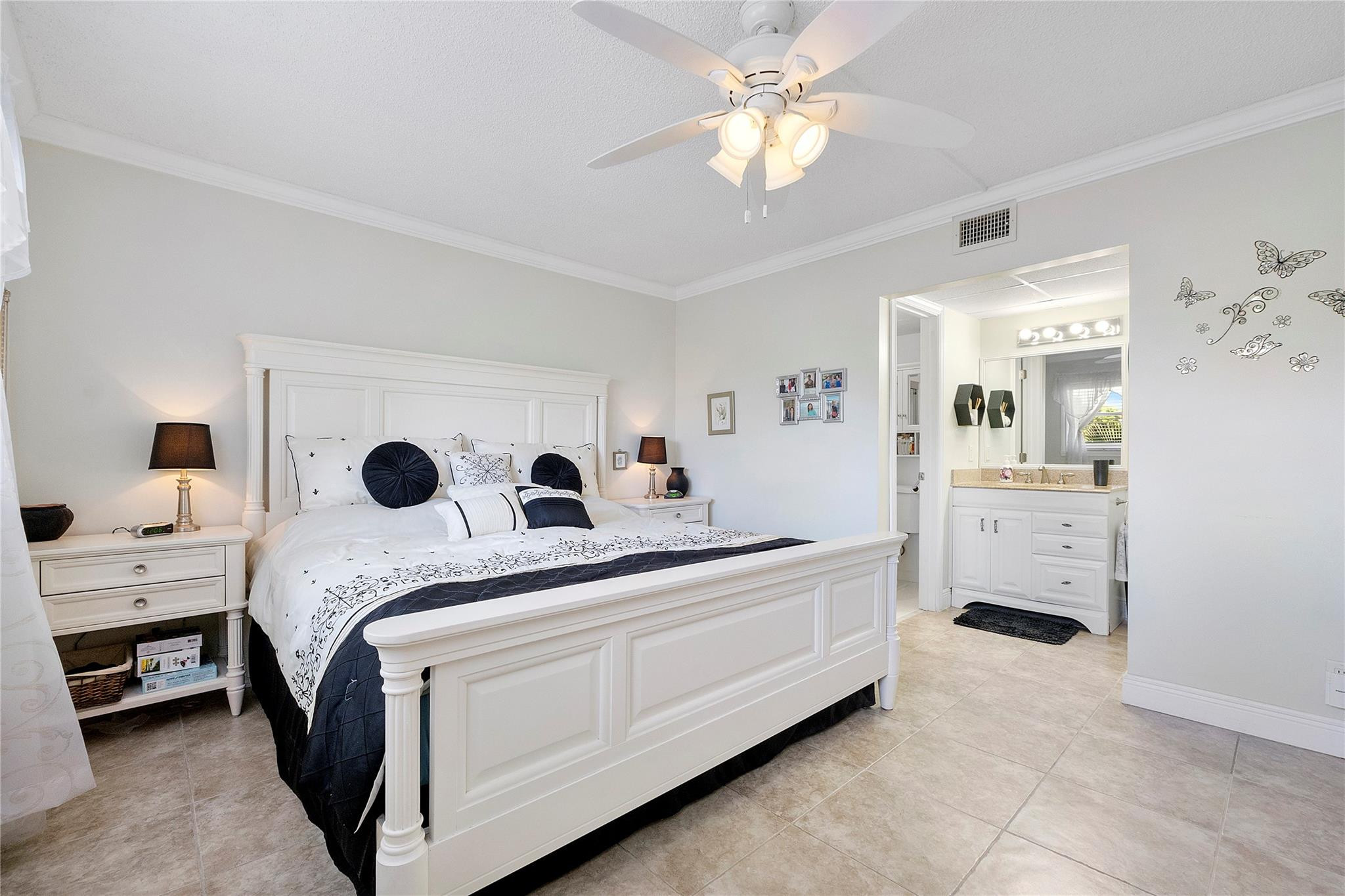 7807 Golf Circle Drive 211 Property Photo 14
