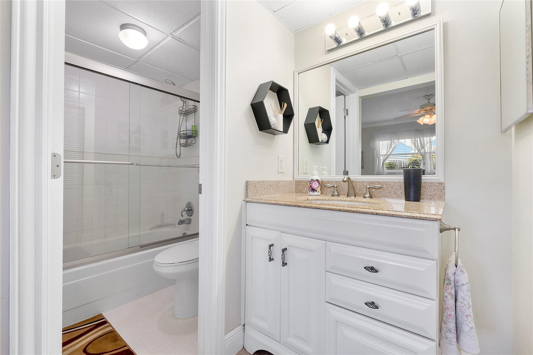 7807 Golf Circle Drive 211 Property Photo 17