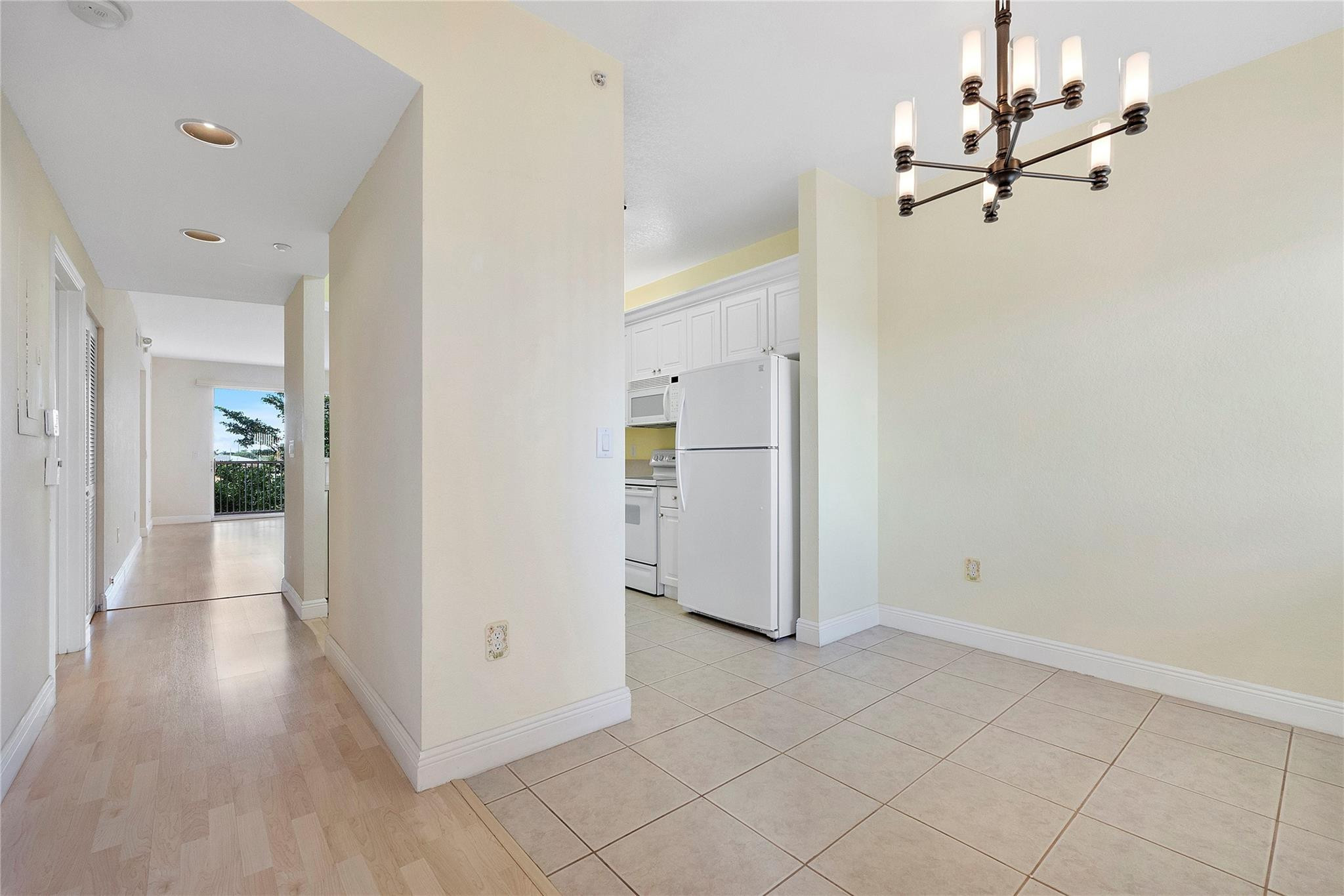 7765 Yardley Drive 403 Property Photo 1