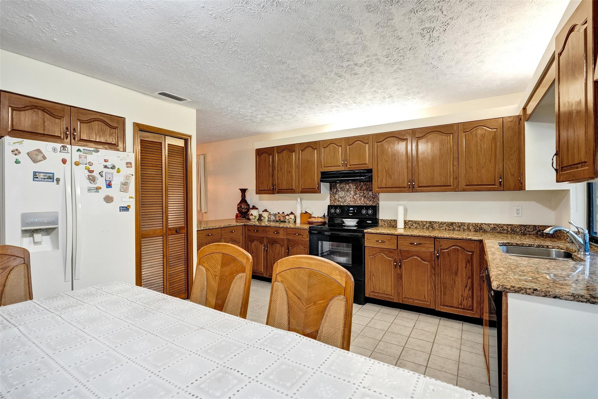 766 Se Cavern Avenue Property Photo 42