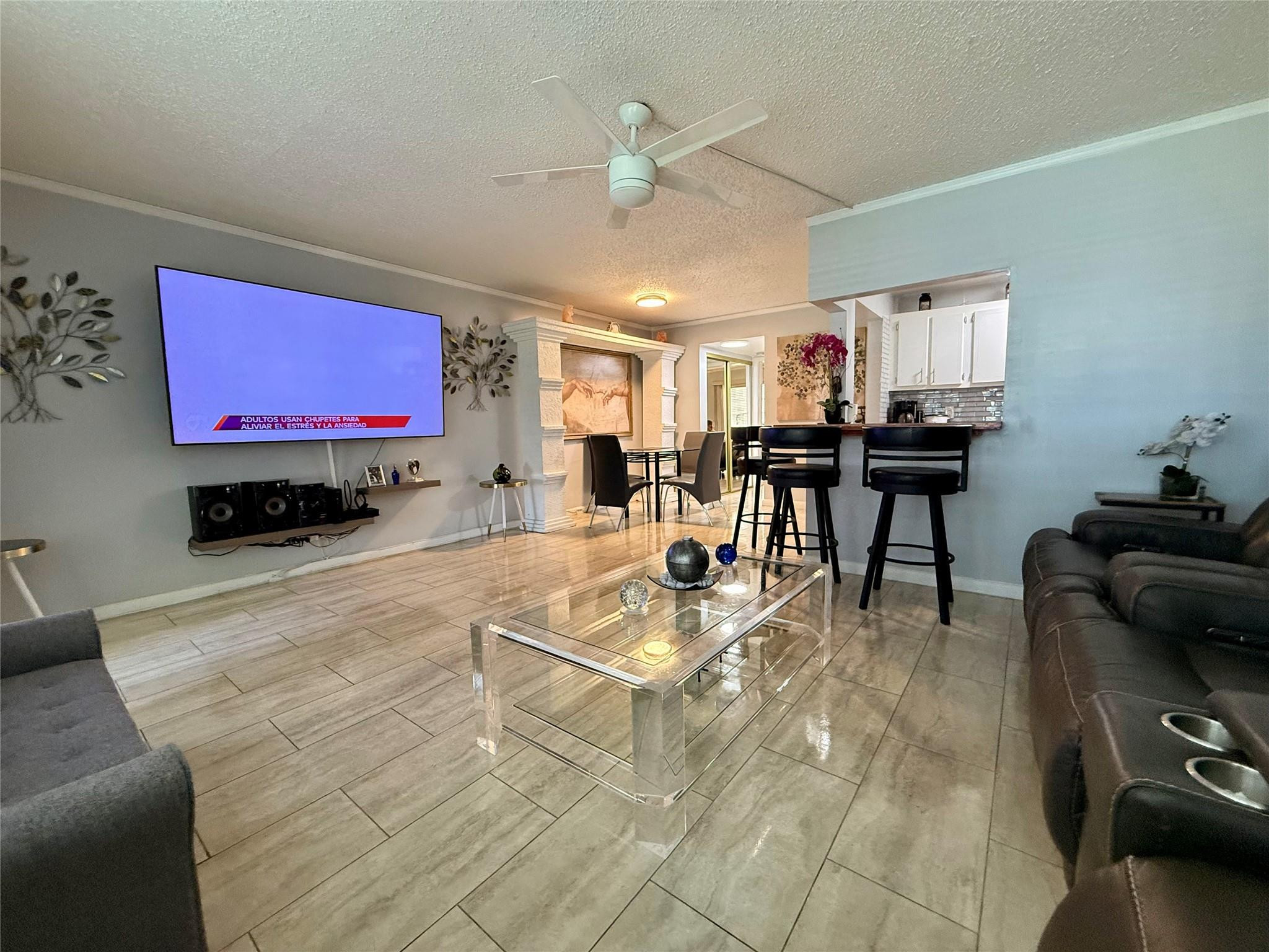 355 Oakridge T 355 Property Photo 1