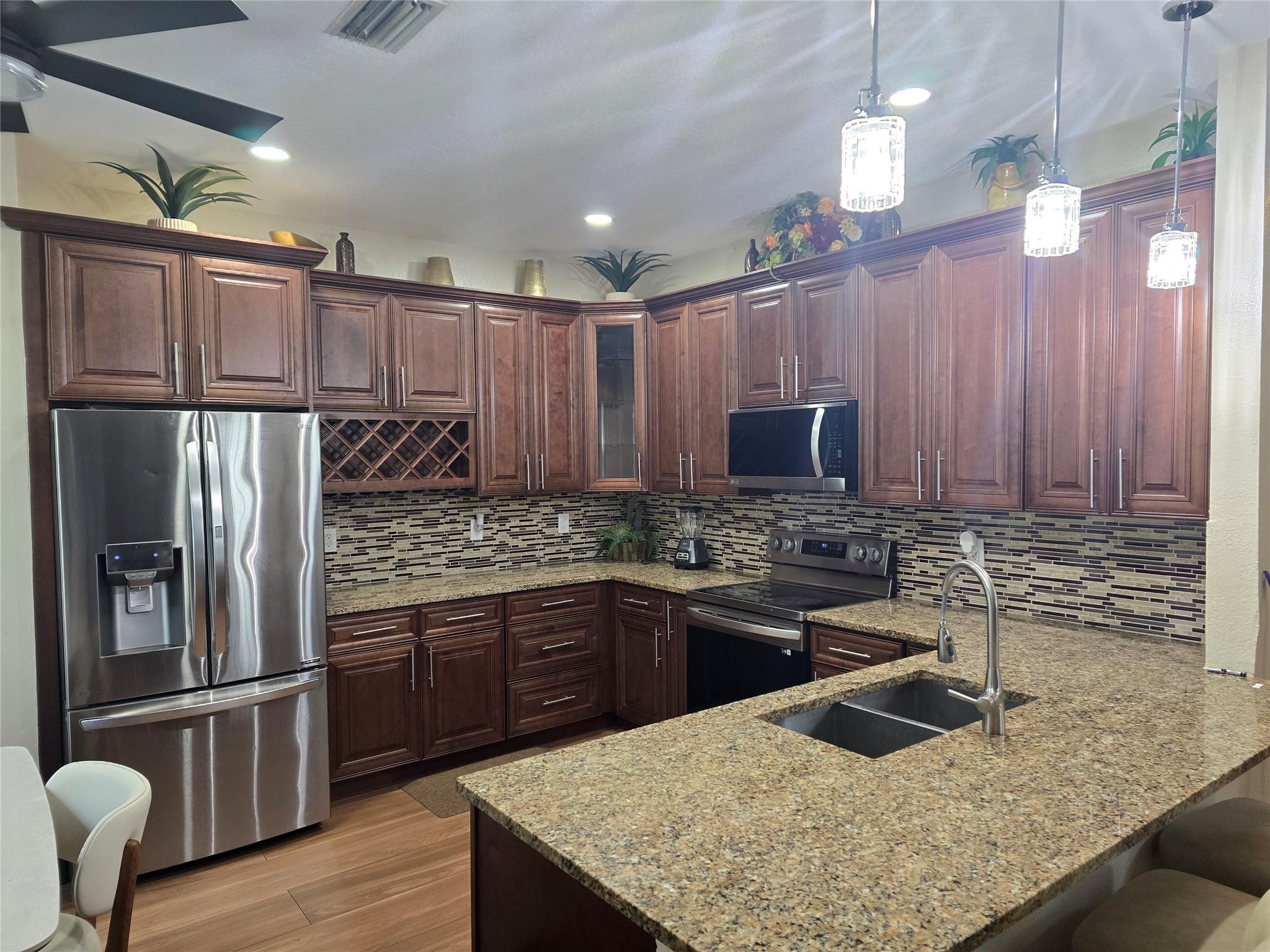 111 Berenger Walk Property Photo 2