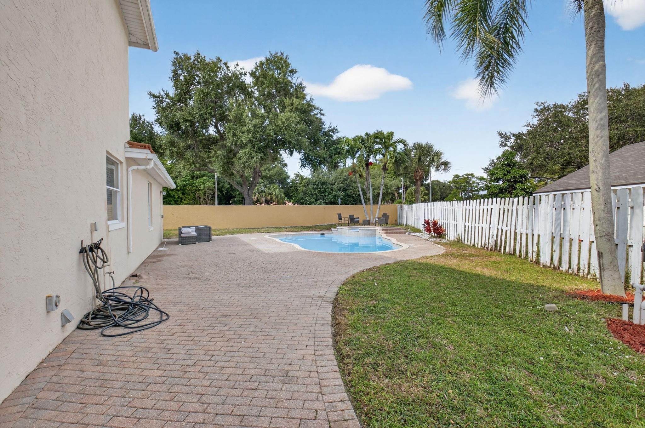 1023 Fairfax Circle Property Photo 40