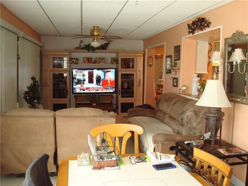 5809 Nw 85th Avenue Property Photo 13