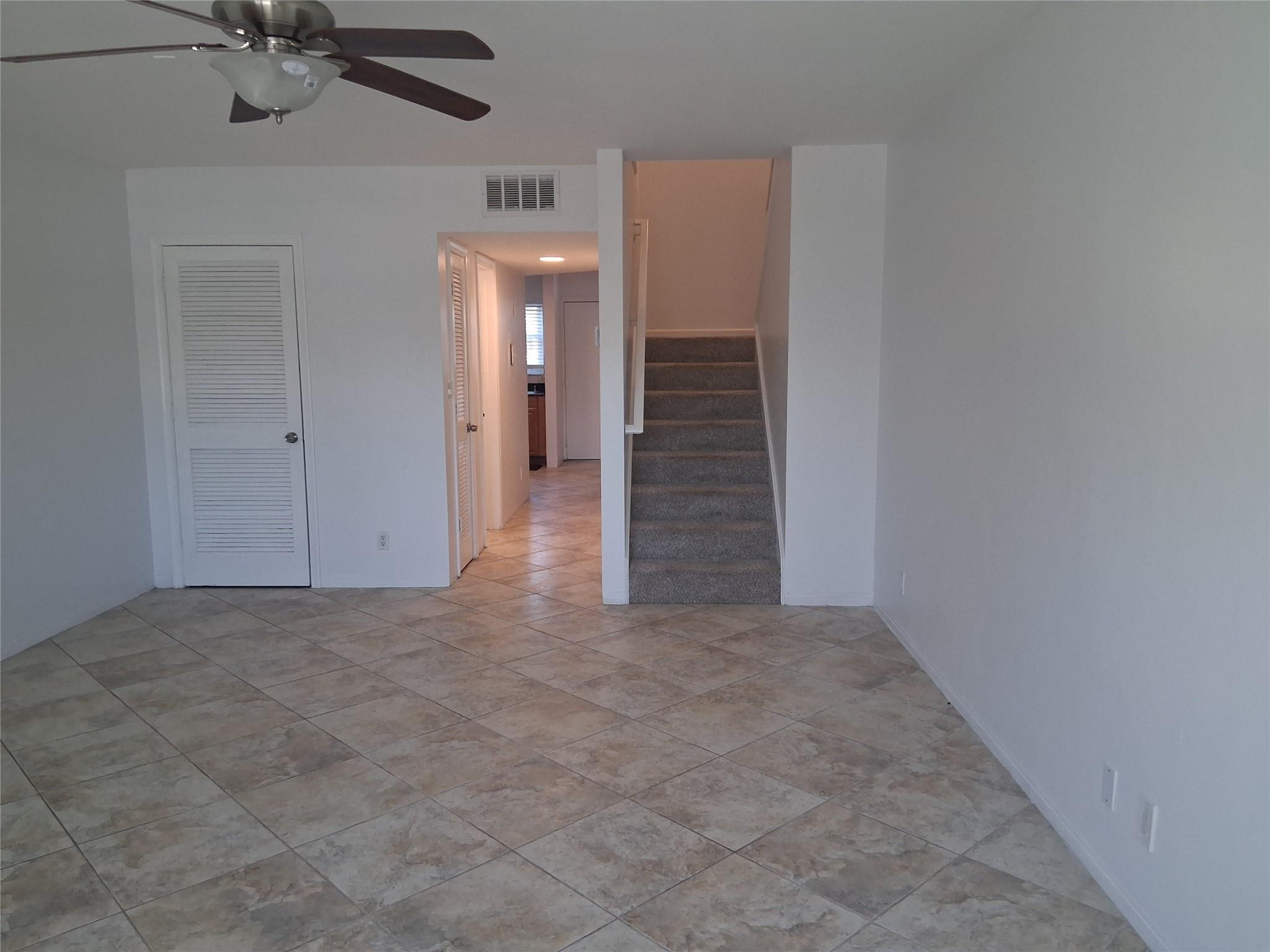 505 Ne 20 Avenue 217 Property Photo 8