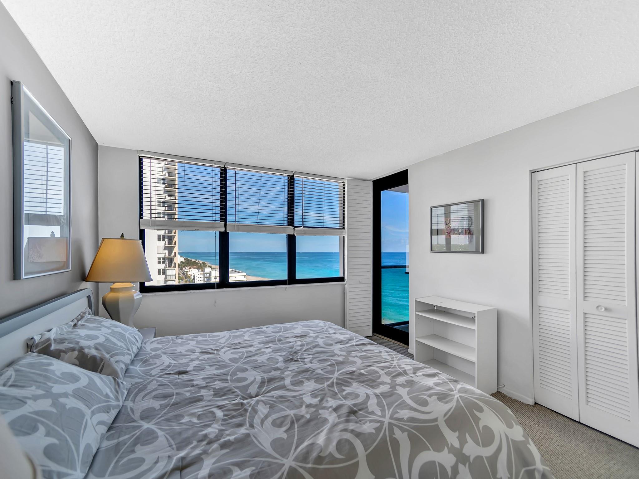 2301 S Ocean Drive 1505 Property Photo 10