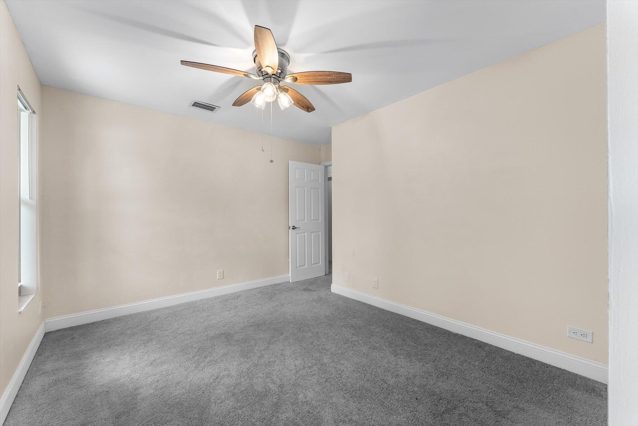 4811 Dorchester Mews Property Photo 25