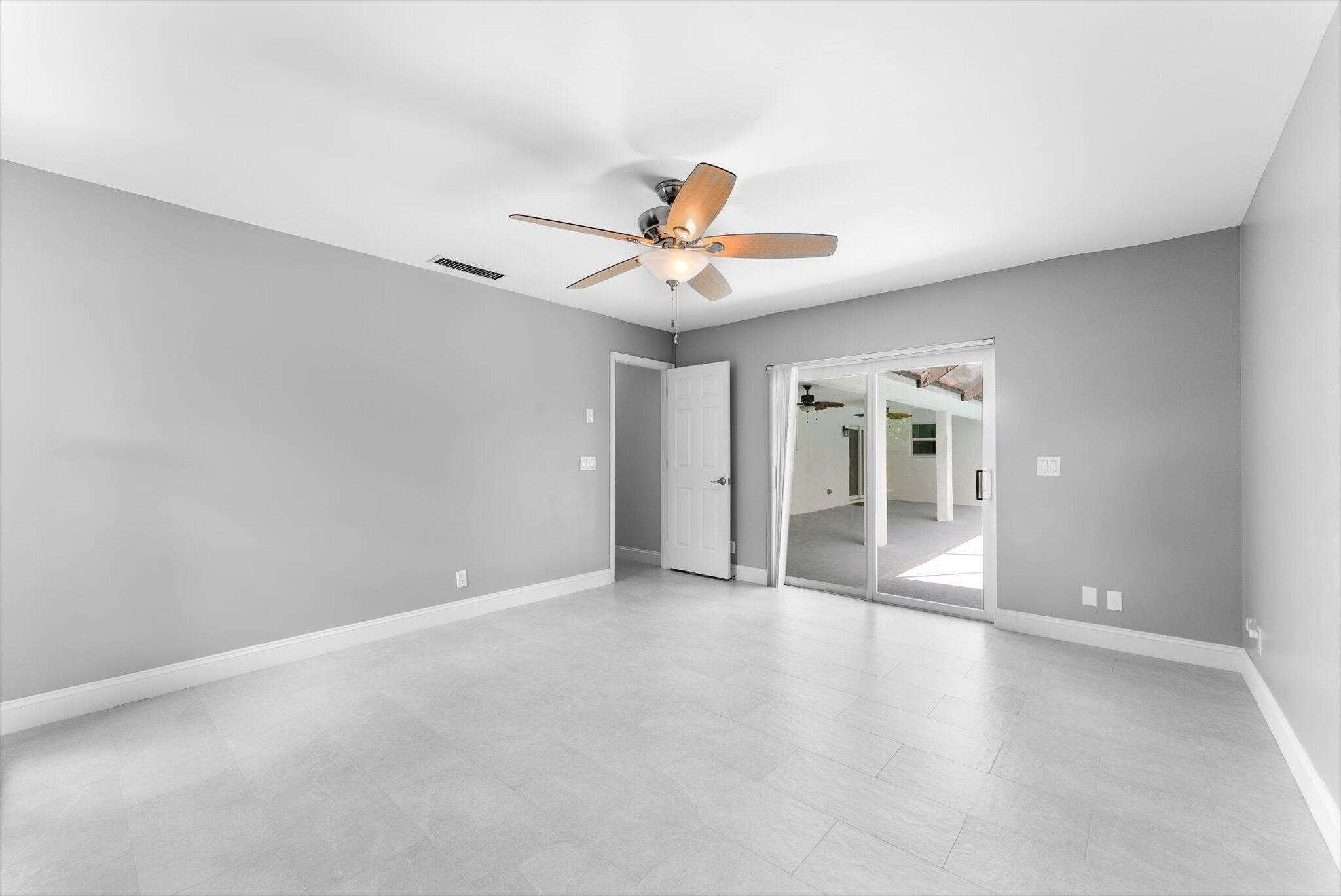 4811 Dorchester Mews Property Photo 35
