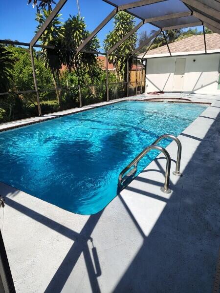 4811 Dorchester Mews Property Photo 44