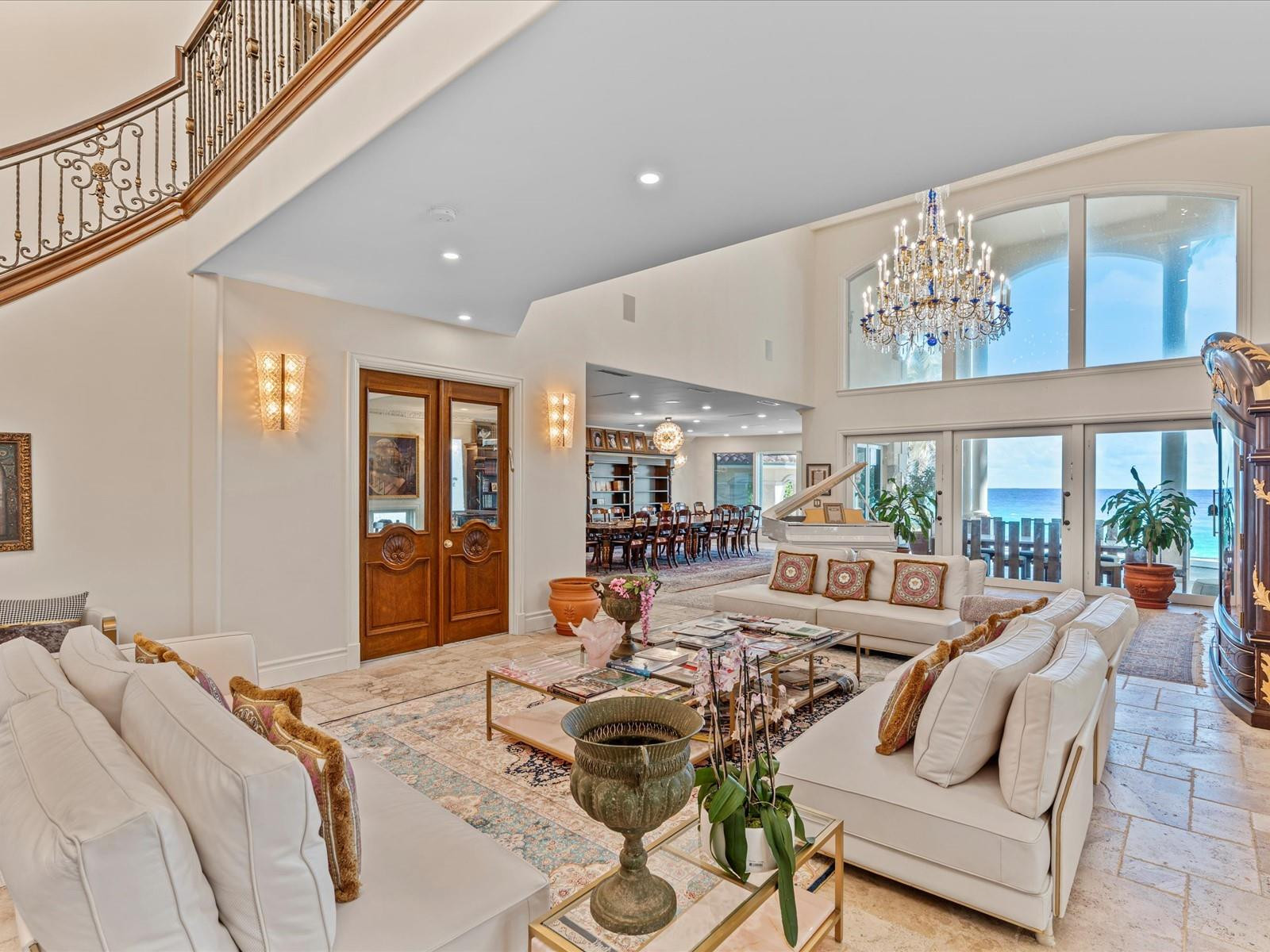 555 Ocean Boulevard Property Photo 6
