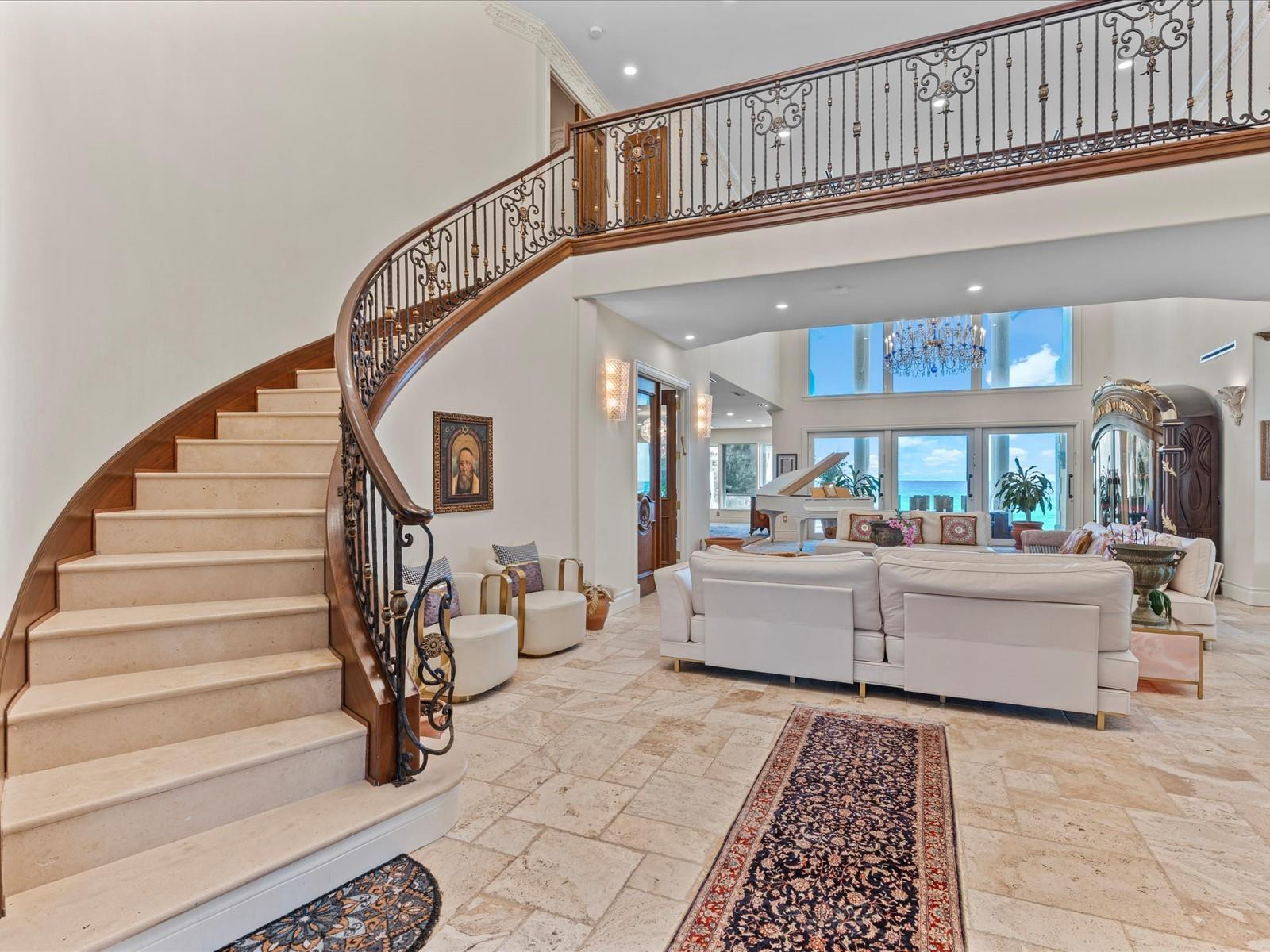 555 Ocean Boulevard Property Photo 10