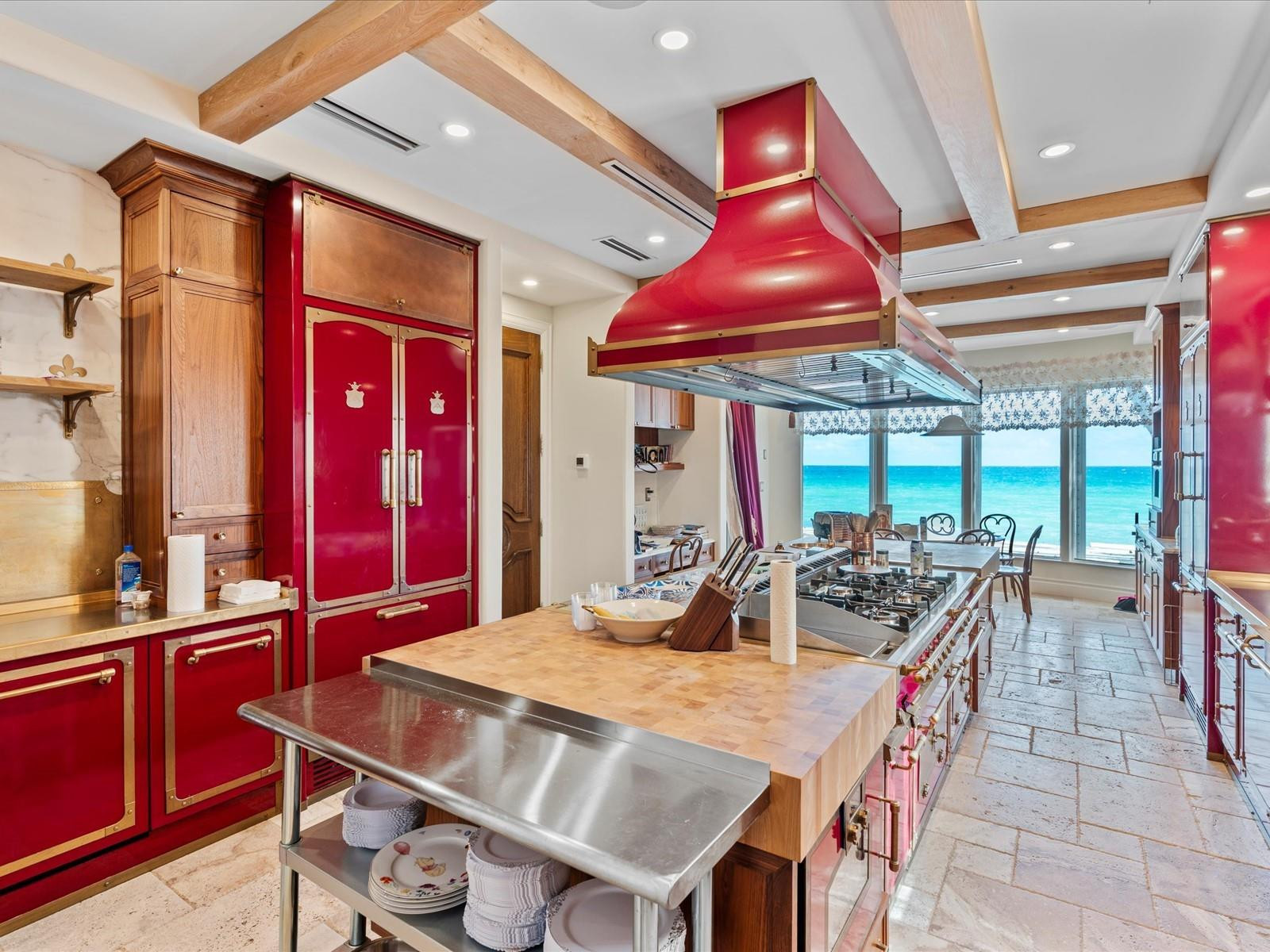 555 Ocean Boulevard Property Photo 15
