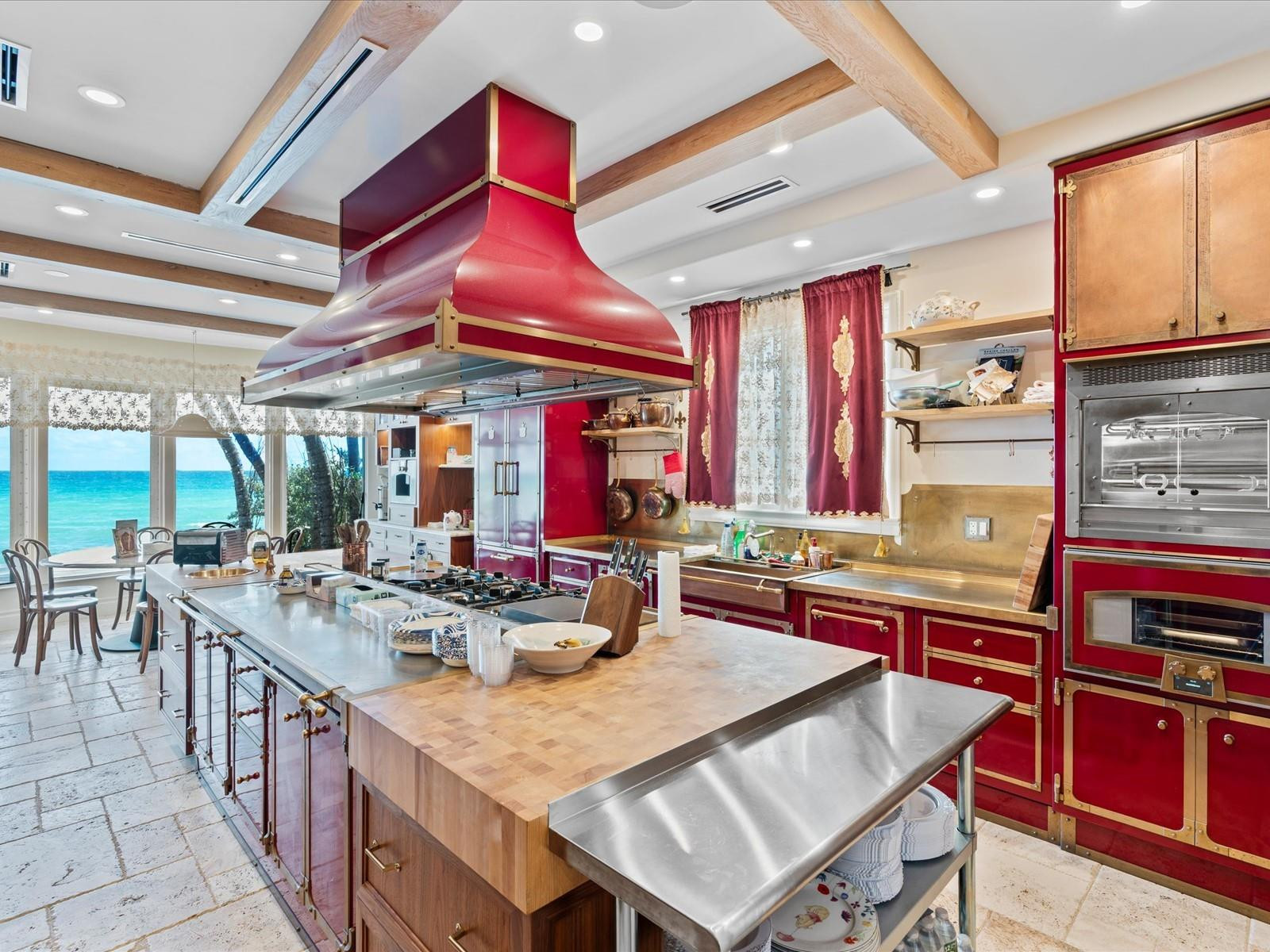 555 Ocean Boulevard Property Photo 16