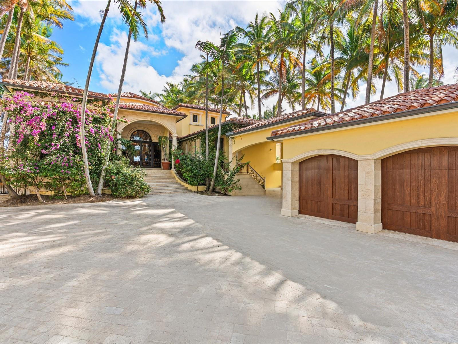555 Ocean Boulevard Property Photo 24