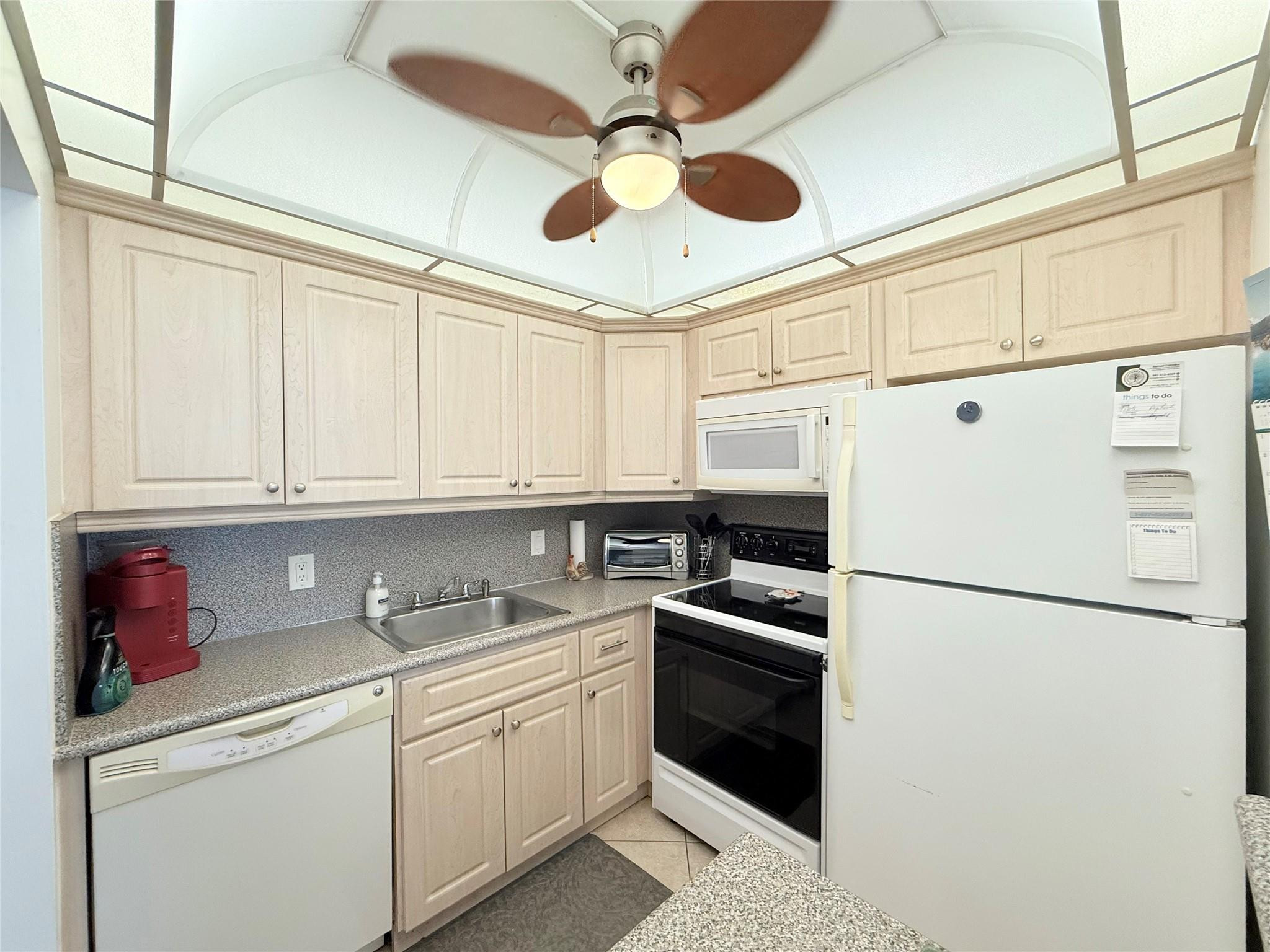 53 Markham C 53 Property Photo 3