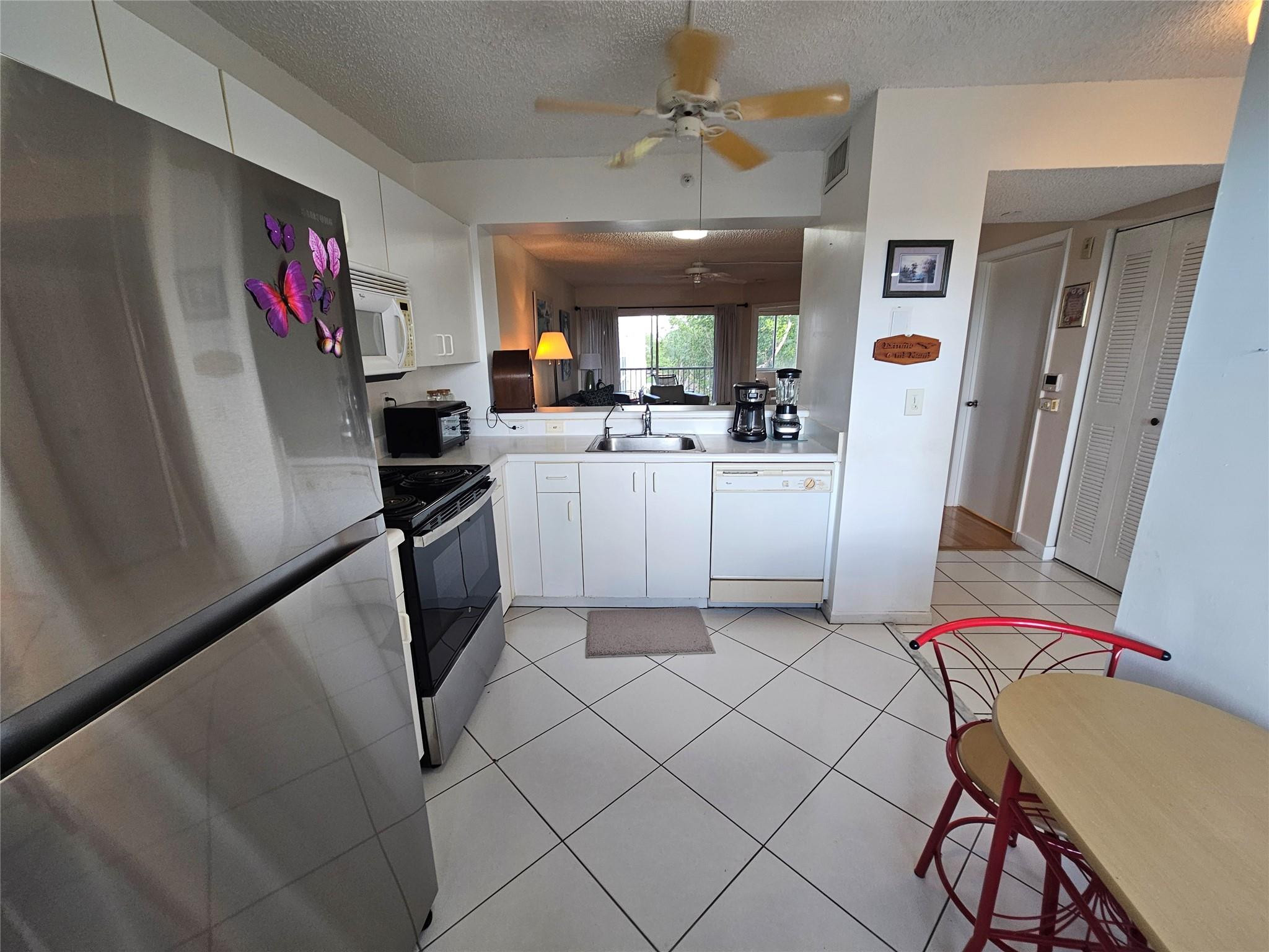 9525 Weldon Circle H410 Property Photo 3