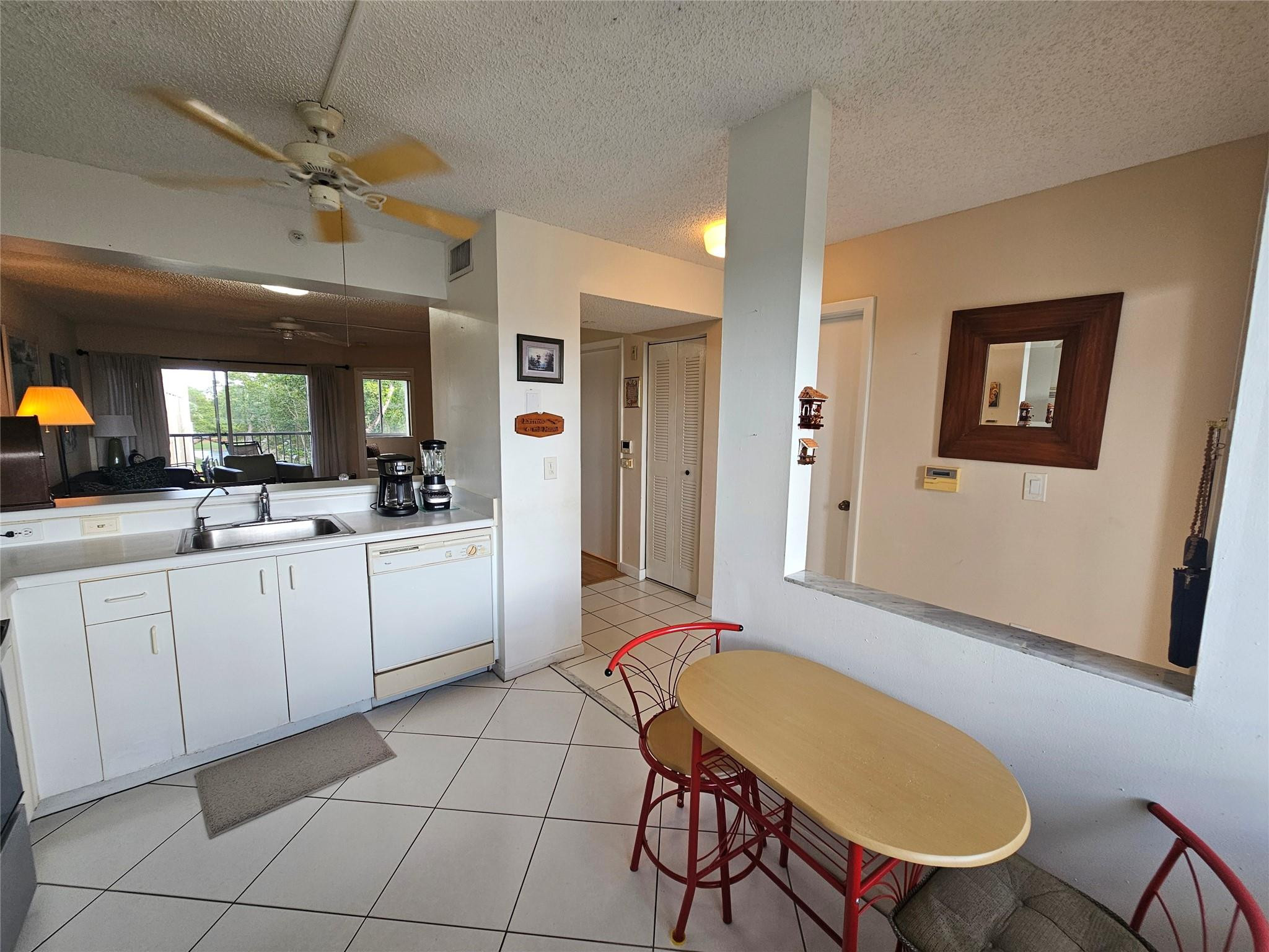 9525 Weldon Circle H410 Property Photo 4