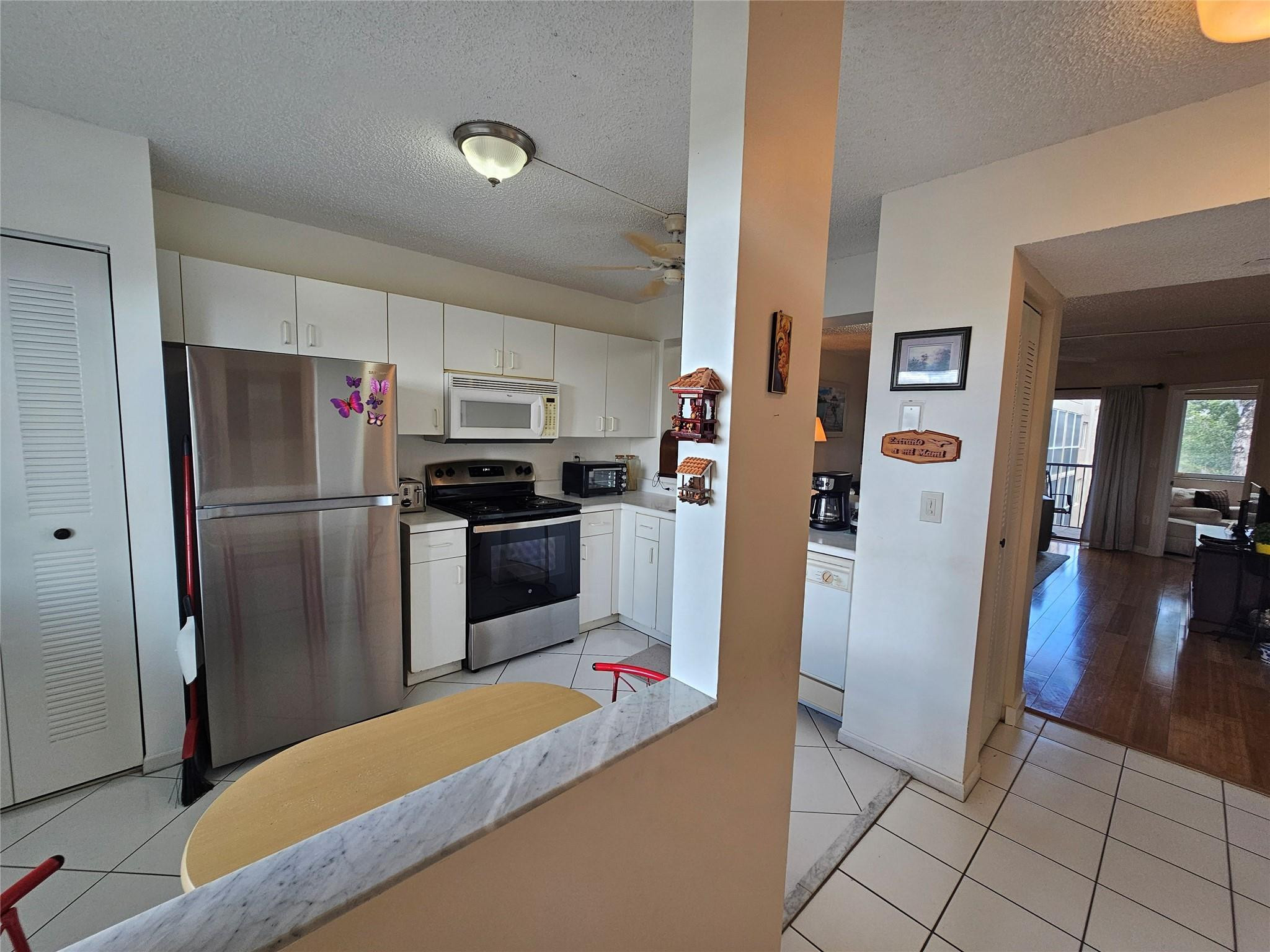 9525 Weldon Circle H410 Property Photo 5