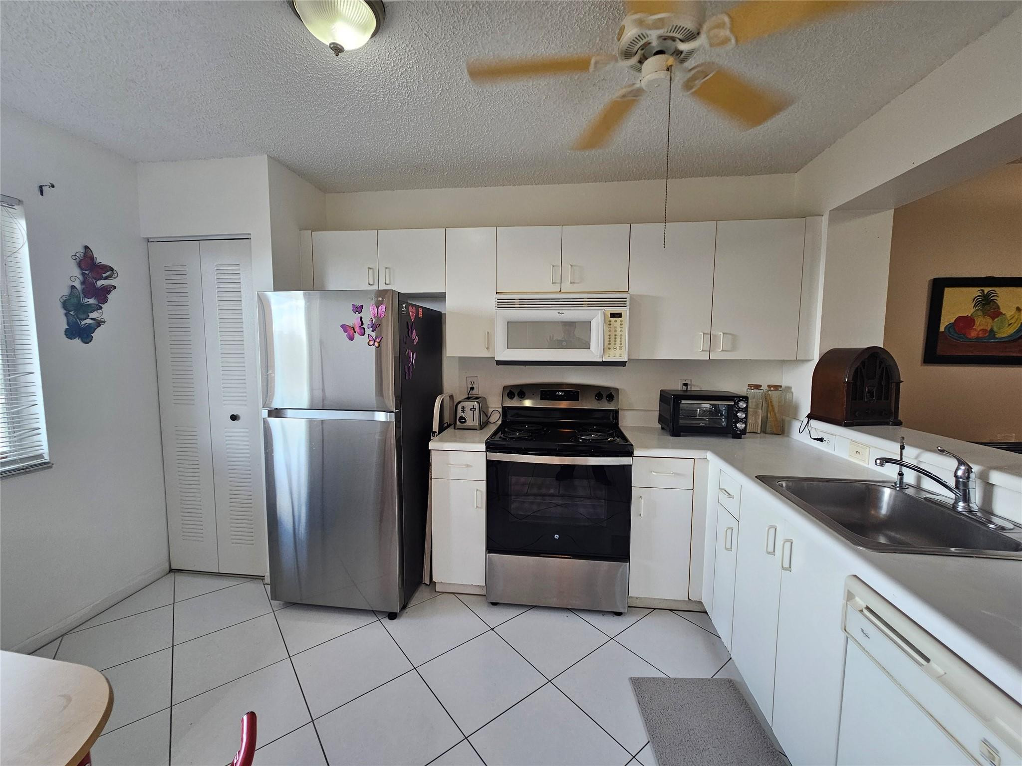 9525 Weldon Circle H410 Property Photo 6
