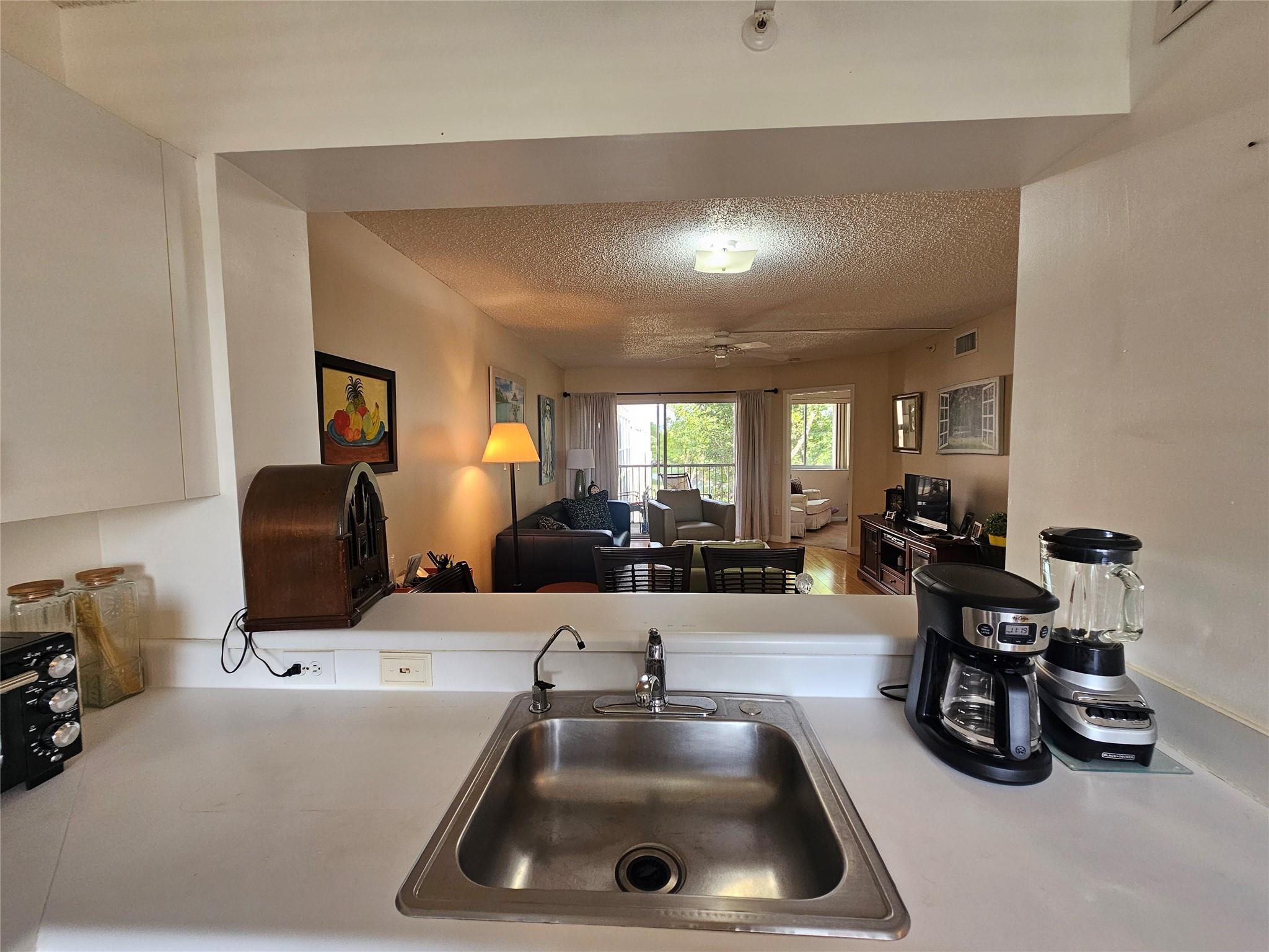 9525 Weldon Circle H410 Property Photo 8