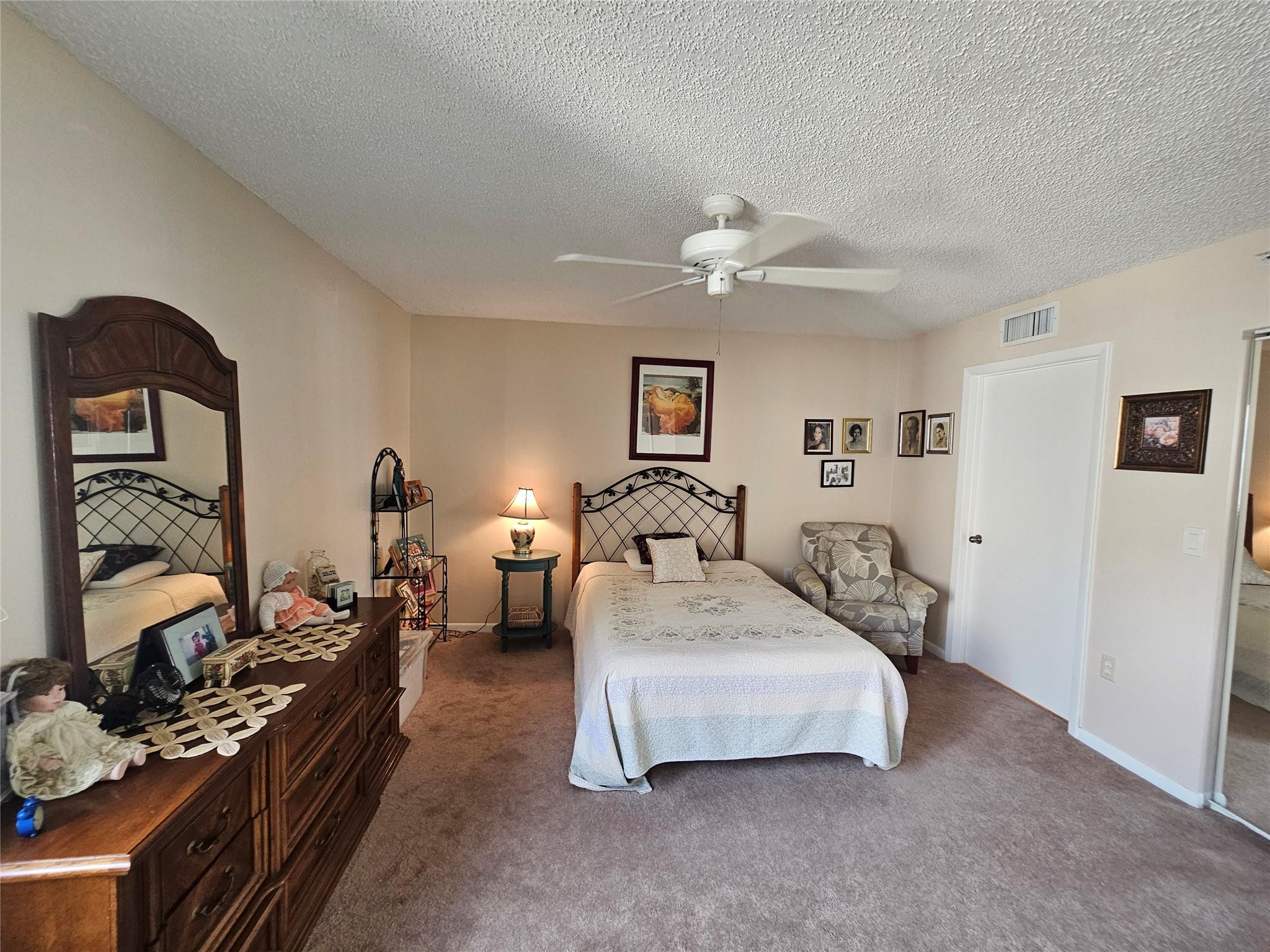 9525 Weldon Circle H410 Property Photo 16