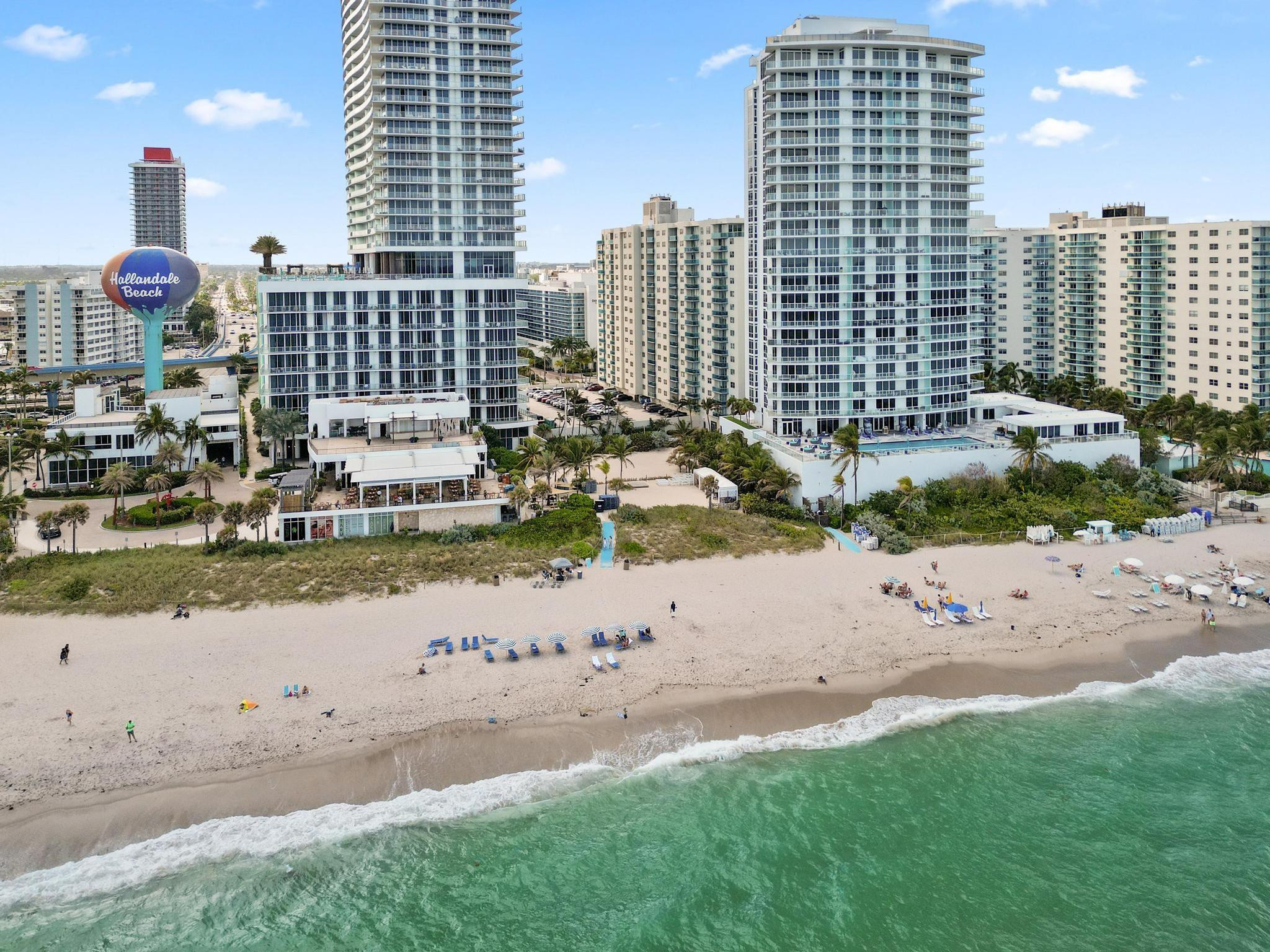 4001 S Ocean Drive 14D Property Photo 1