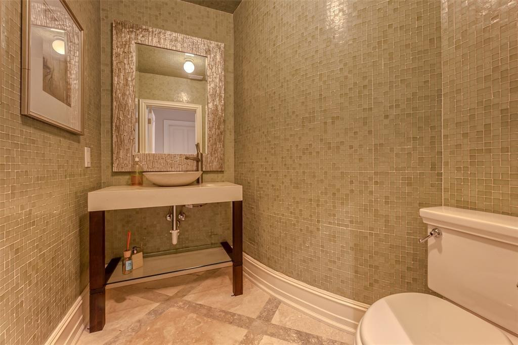 1313 E Lake Drive Property Photo 65