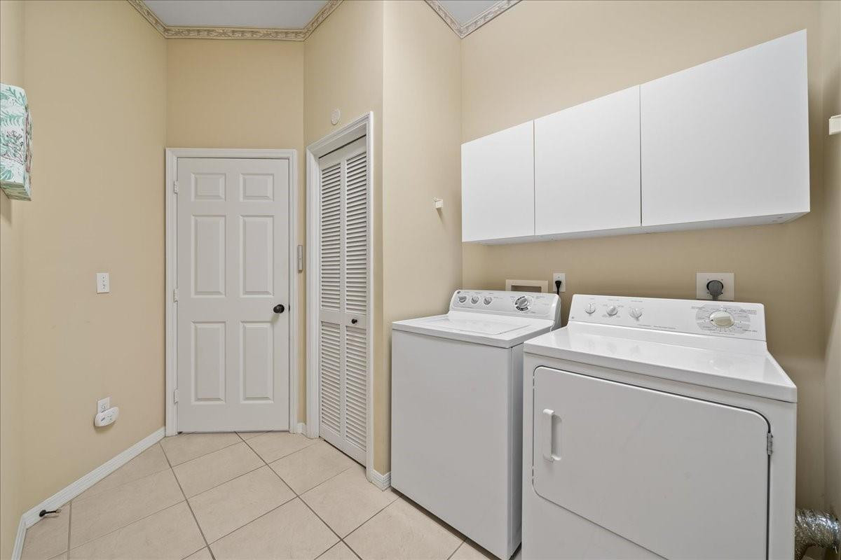 1725 Victoria Circle Property Photo 15