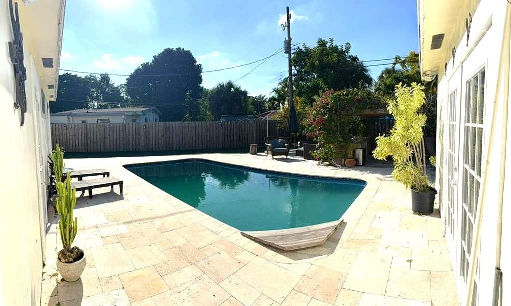 1313 Nw 58th Avenue Property Photo 15