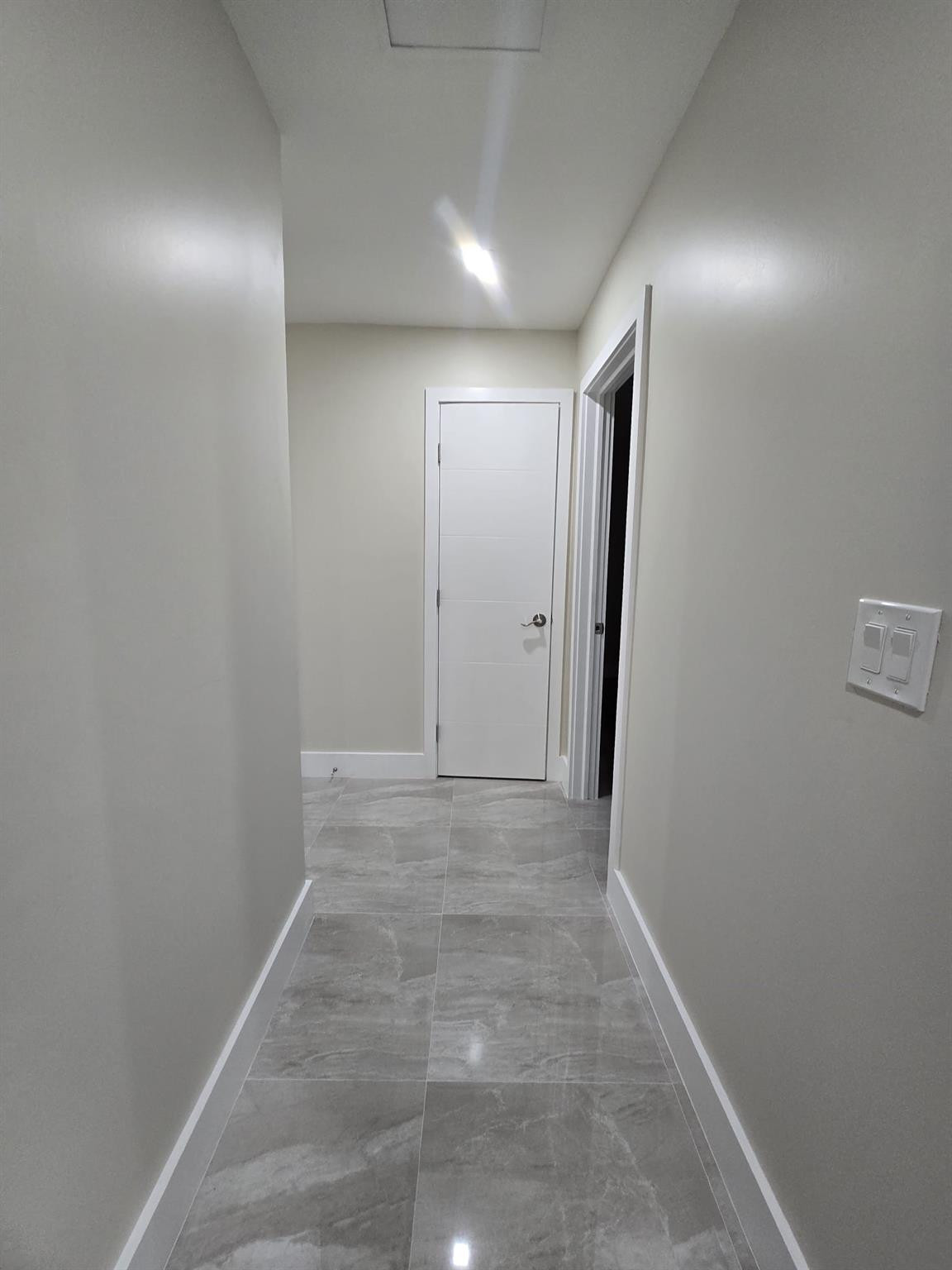 2207 Taft Street Property Photo 11