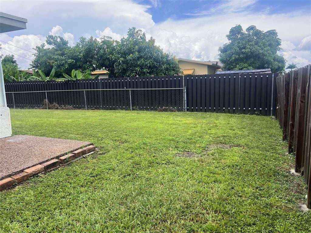 8361 Nw 27th Place Property Photo 32