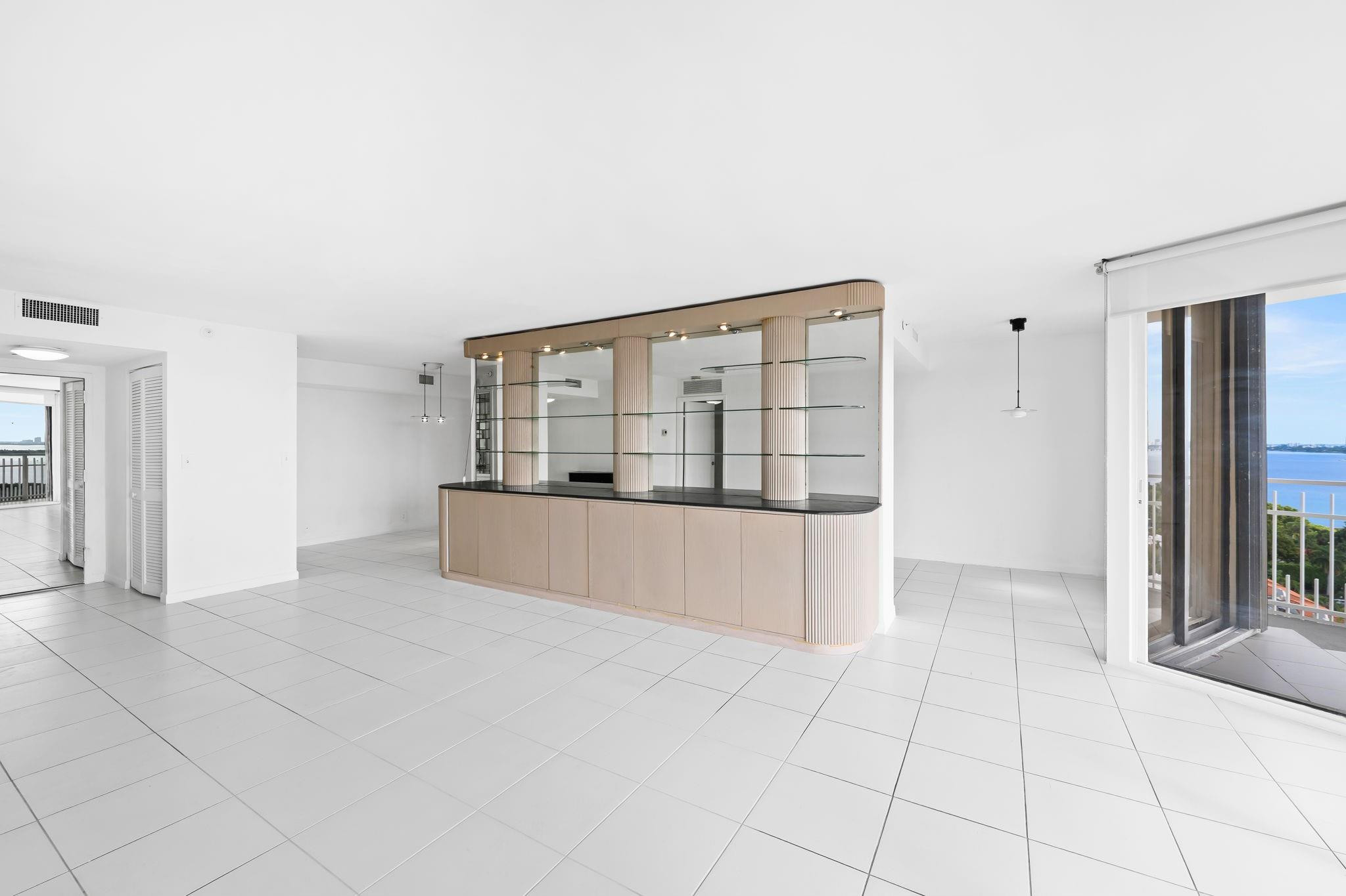 1000 Quayside Terrace 1606 Property Photo 10