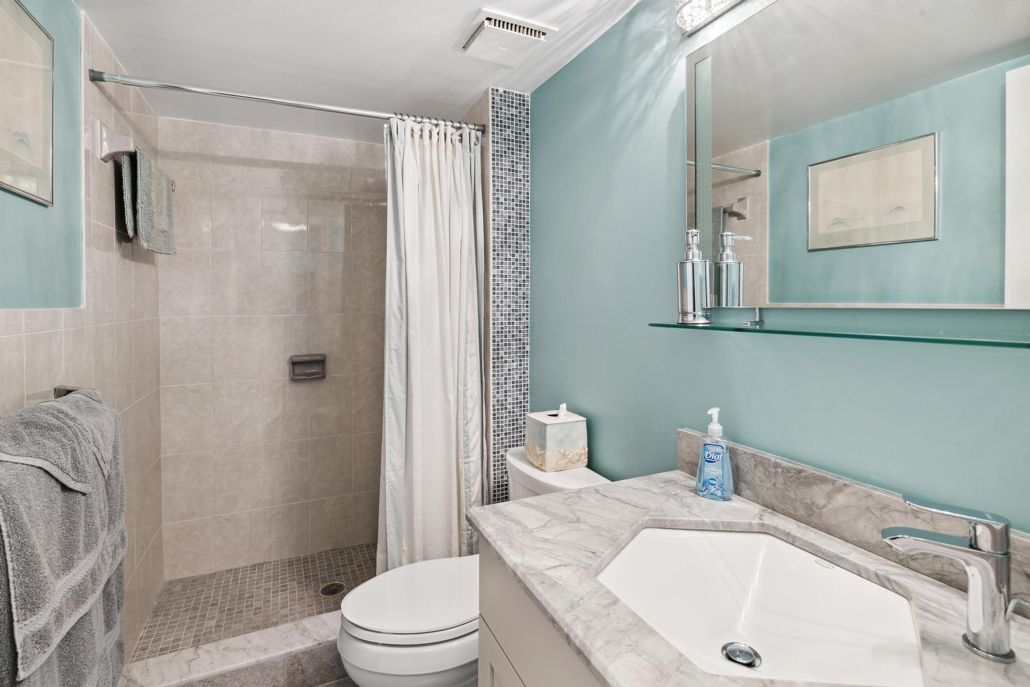 3200 Port Royale Drive 1208 Property Photo 16