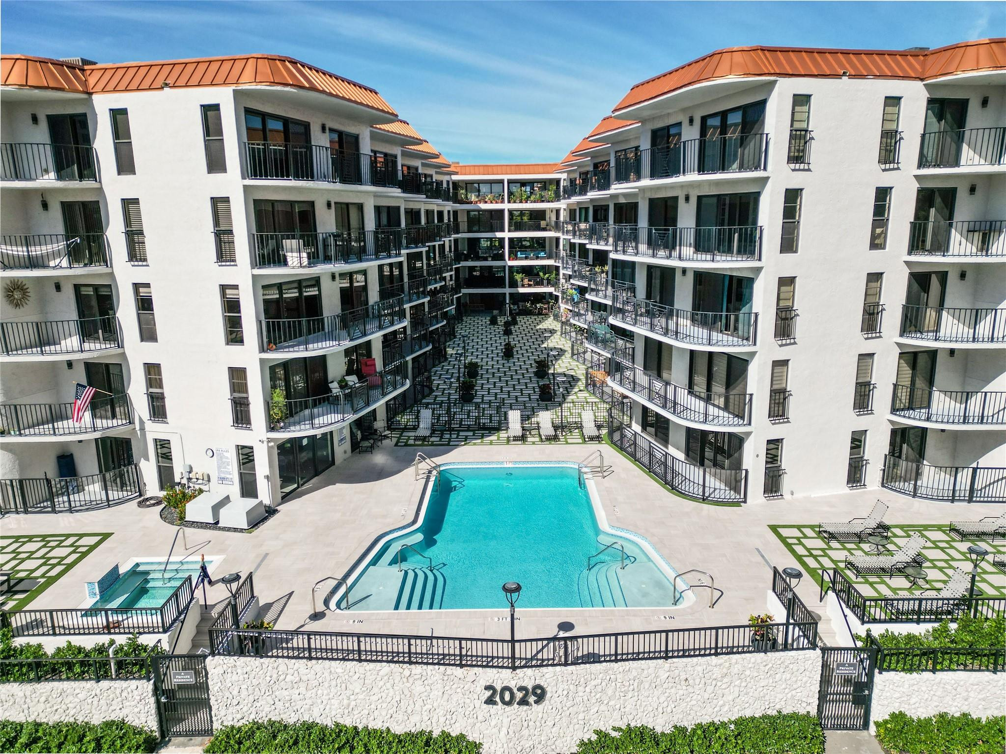 2029 N Ocean Boulevard 303 Property Photo 1