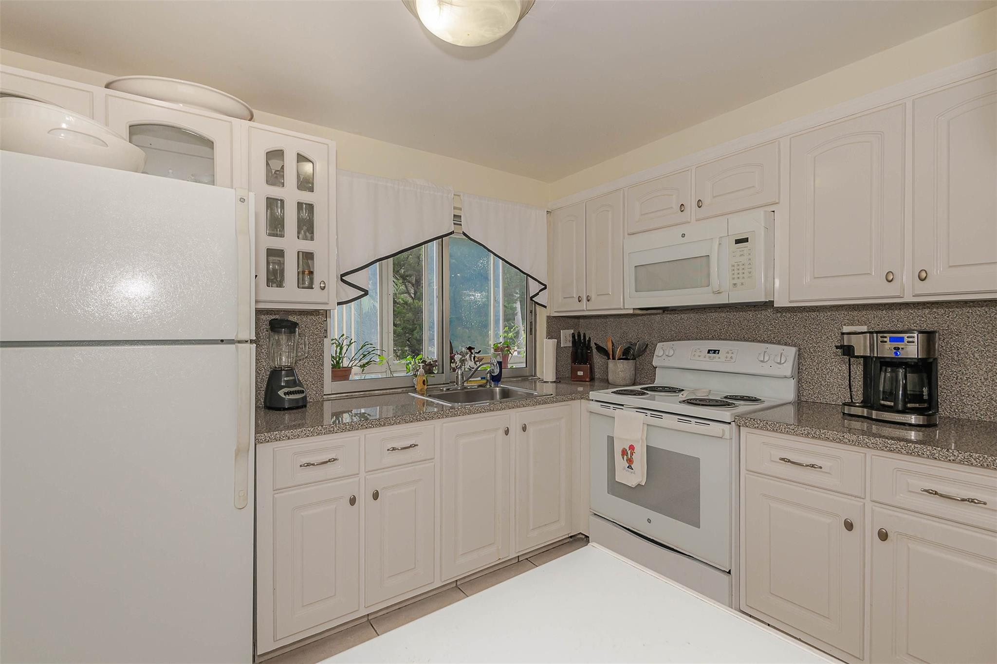 9351 Lime Bay Boulevard 207 Property Photo 9
