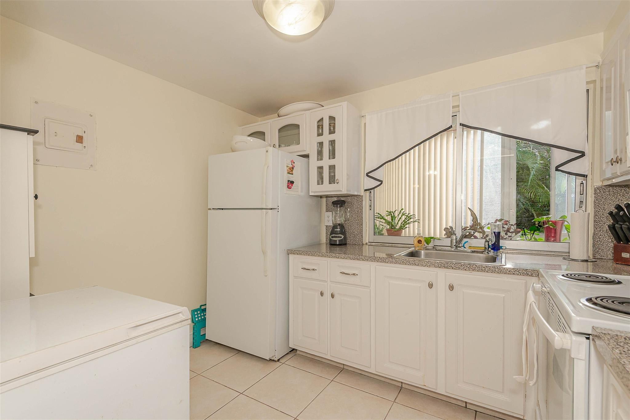 9351 Lime Bay Boulevard 207 Property Photo 10